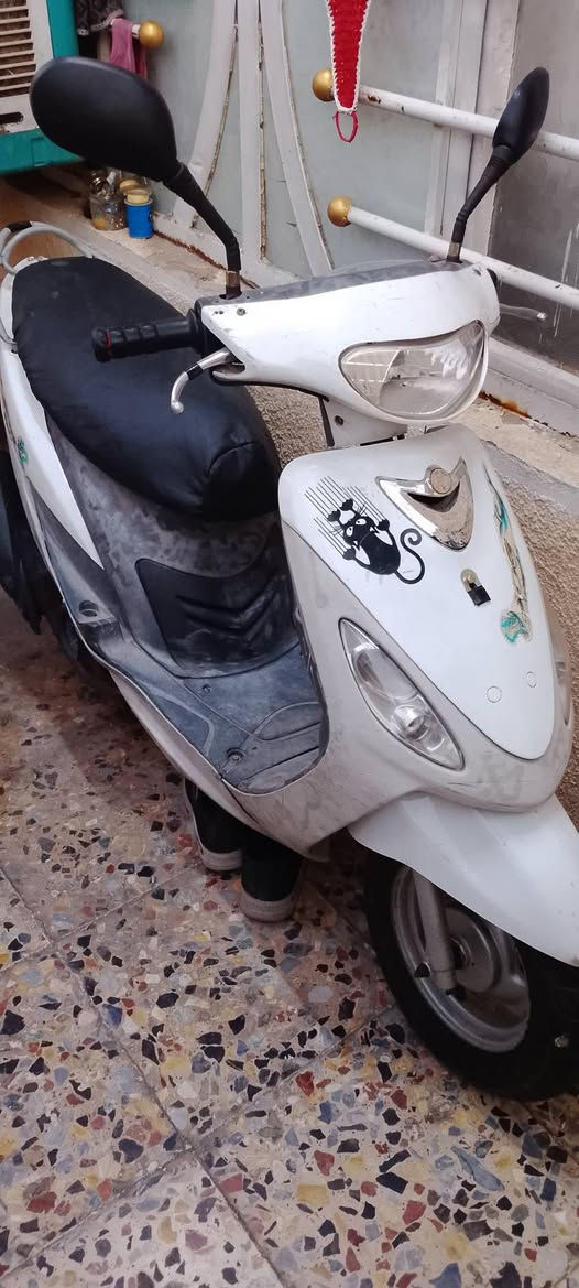السلام عليكم دراجه لبيع نوع منغولي سرعه 120 السعر 350 وبيها مجال حك جيه وليشراي  يتصل على هذا رقم ***********   مكاني بغداد الجديده
