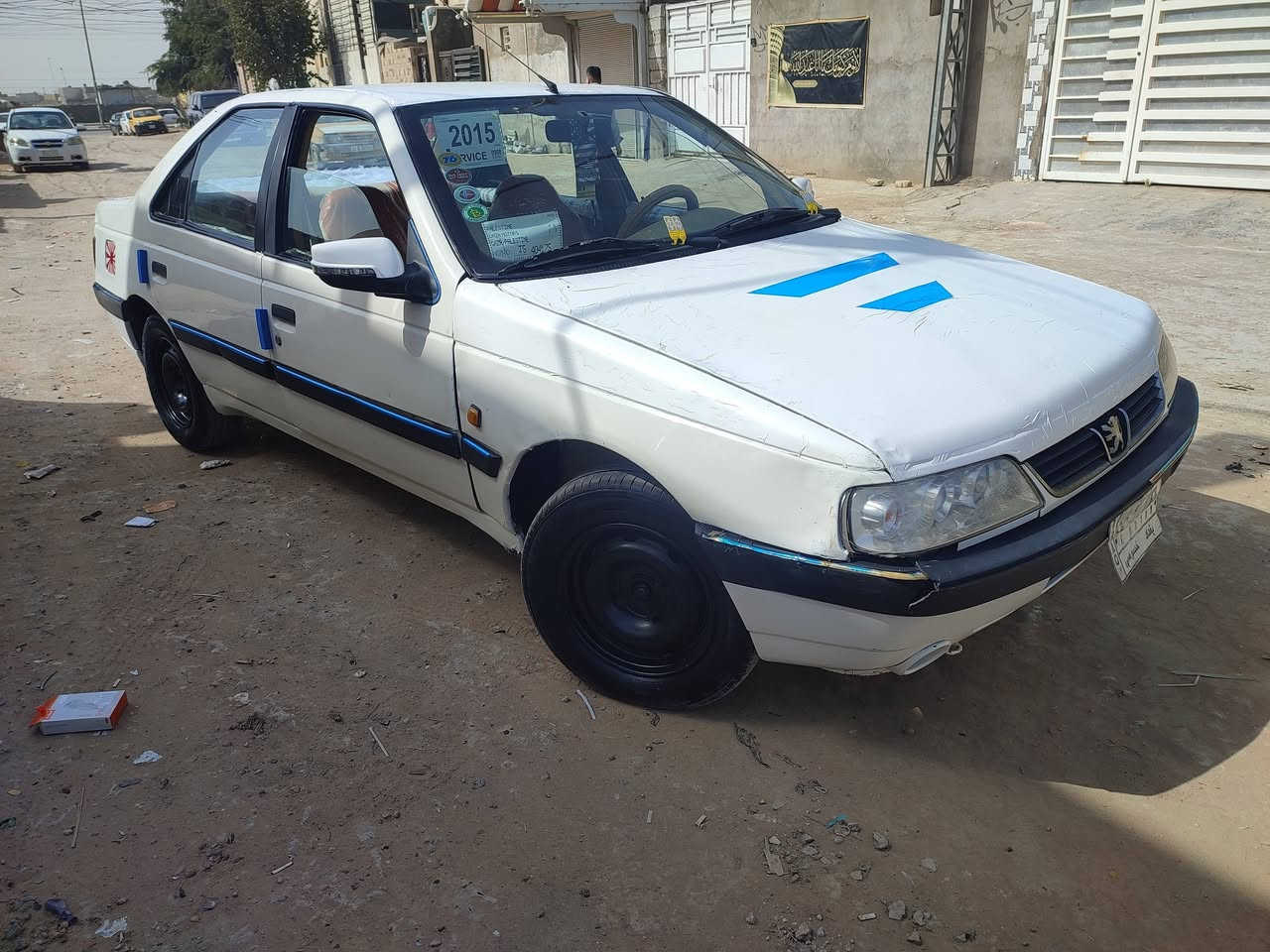 سلام عليكم بيجو 405 رقم بغداد موديل 13 السعر 25 وبيه مجال المكان النجف الكوفة رقم تلفوني ***********9
