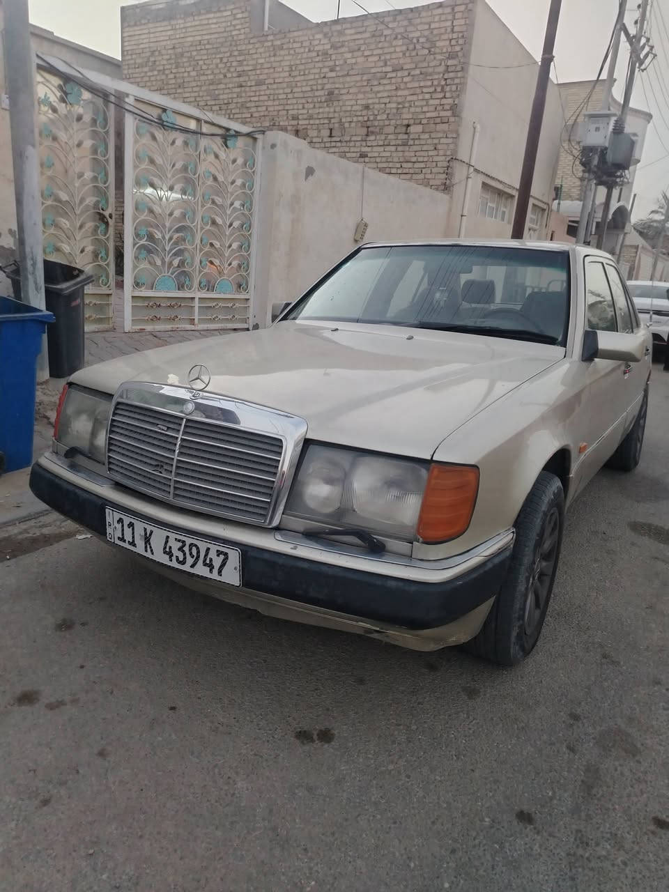 مارسيدس للبيع مكينه بطه تبريد حداديه تخم تاير ويل كب كله جديد السعر ٤٢ ترهم مراوس ونقد واقصاد للاستفسار ***********
