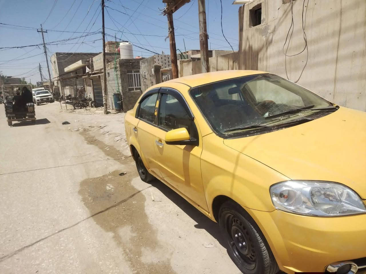 سياره افيو للبيع رقم انجليزي سعر 48 وبيها مجال الوان نجف الاشرف***********

