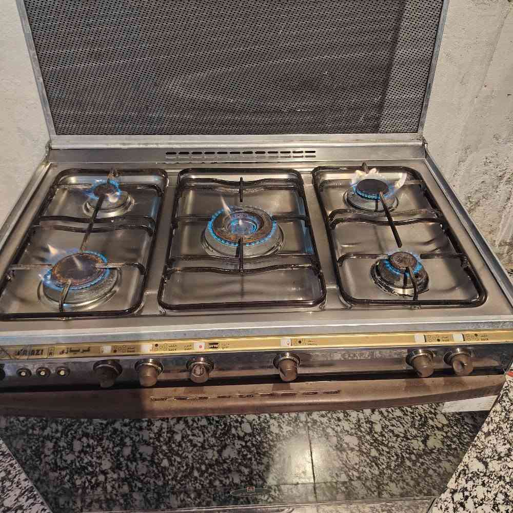 طباخ كريازي للبيع شرط الشغل كله شغال 250 وبيه مجال قليل كلش اتصال فقط *********** عمارة, ميسان

