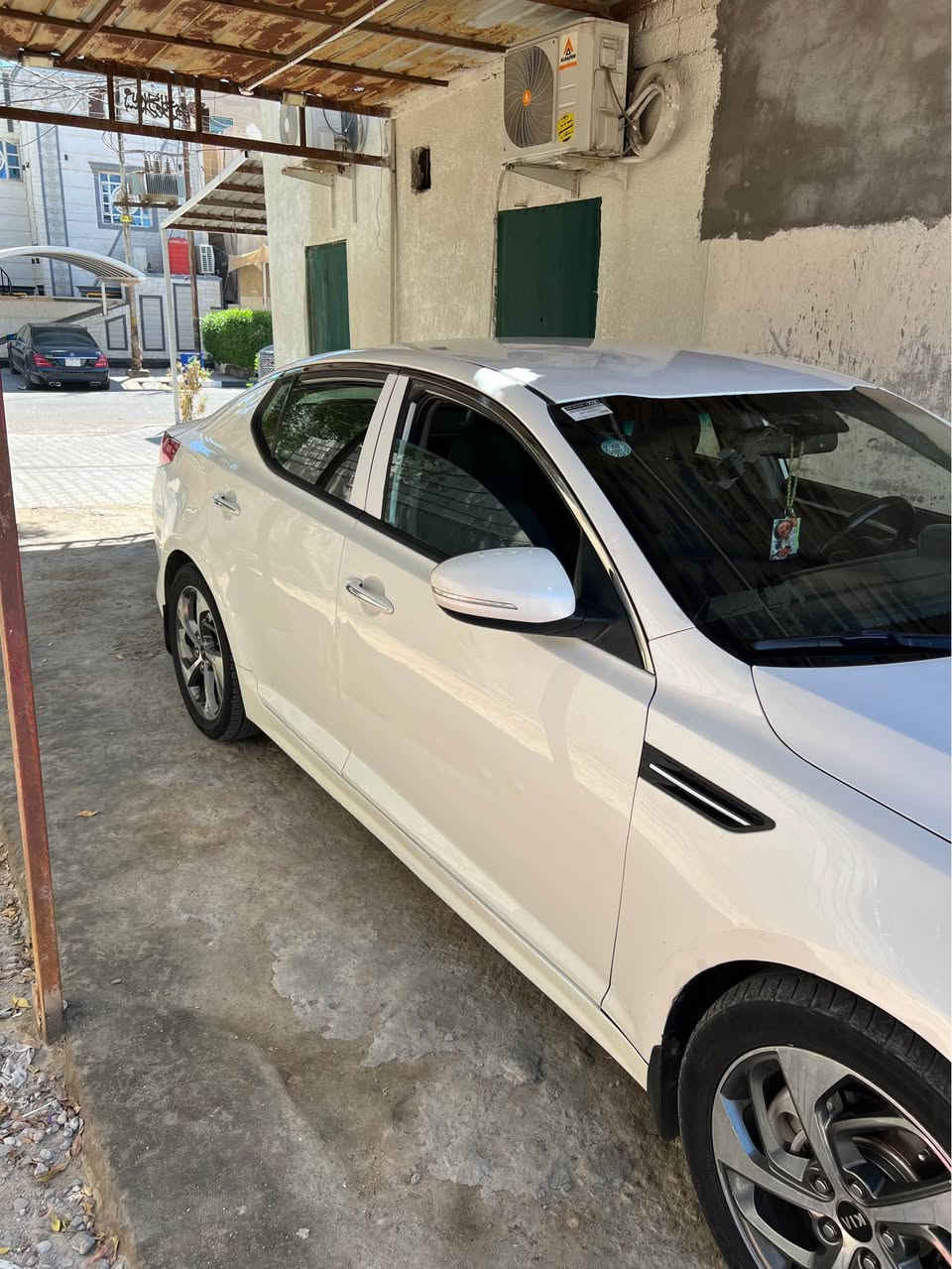 كيا اوبتيمه 14 شكل 15 خليجي فول مواصفات عدا بنراما فقط 2400 بيها اربع قطع مكان البصرة 
*********** اتصال 
***********وتساب 
رقم شمالي بسمنه تحويل وكالة سنويه 29 سيارة عارضه ب 115 رجاءا مو شراي وما تناسبك لا تعبنه والله يرزقك باحسن منه سيارة كامله من كير مكينه تبريد حداده البصرة, العراق
