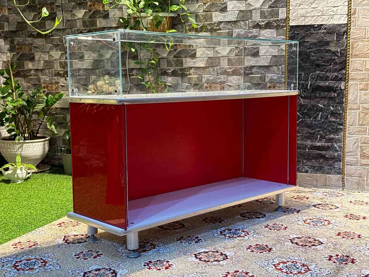 للبيع
عارضات مستعملة (جام مطعم بالخشب MDF )

الابعاد:
عرض 120 سم
ارتفاع 90 سم
عمق 40 سم 
ارتفاع الجامة 25 سم
وكما موضح بالصور

عندي 6 قطع منهن سعر الواحدة 75 الف
للاستفسار على الواتساب 
***********
