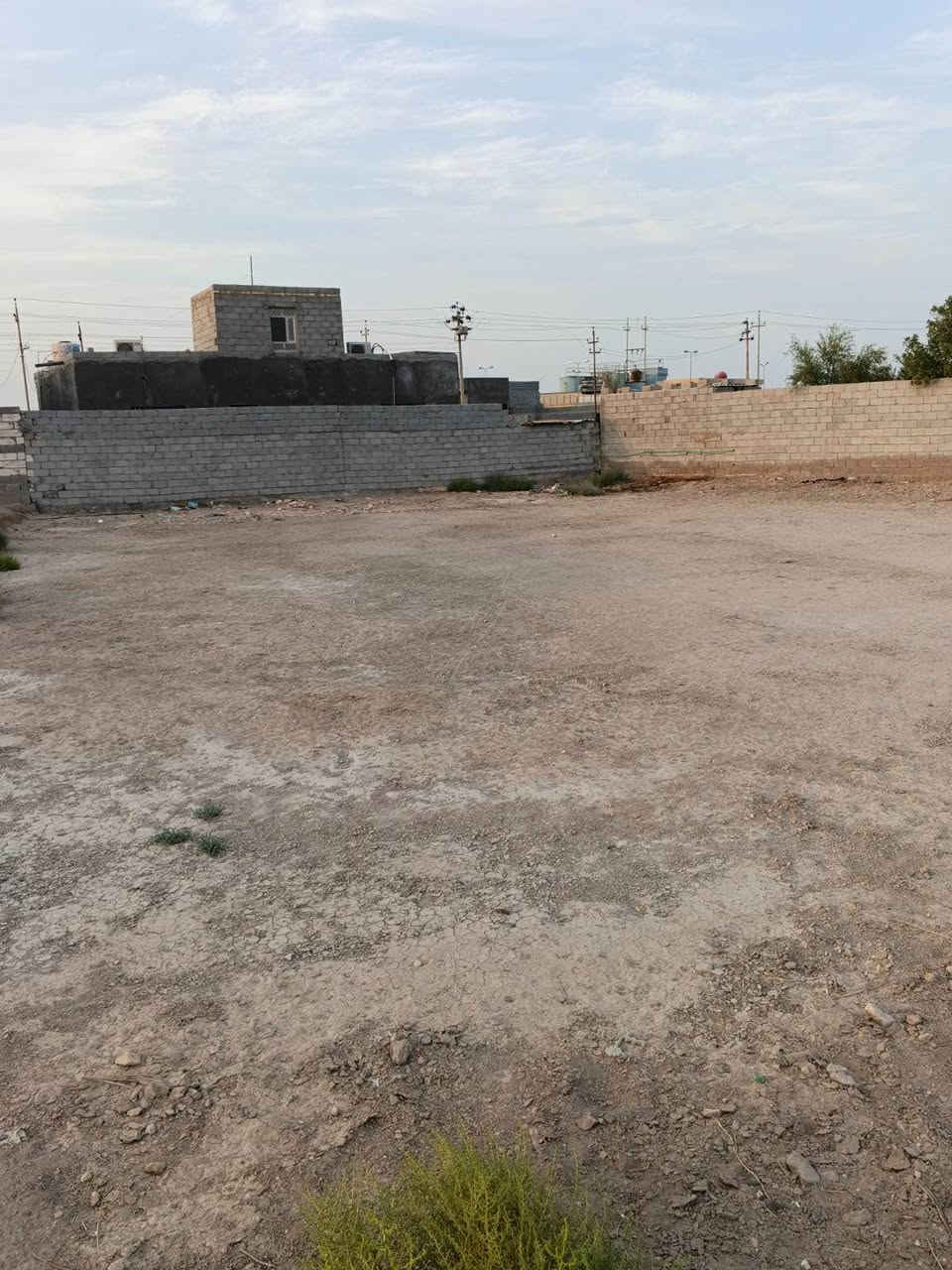 أرض للبيع • بتلو ٢٠٠م • البصرة القرنة