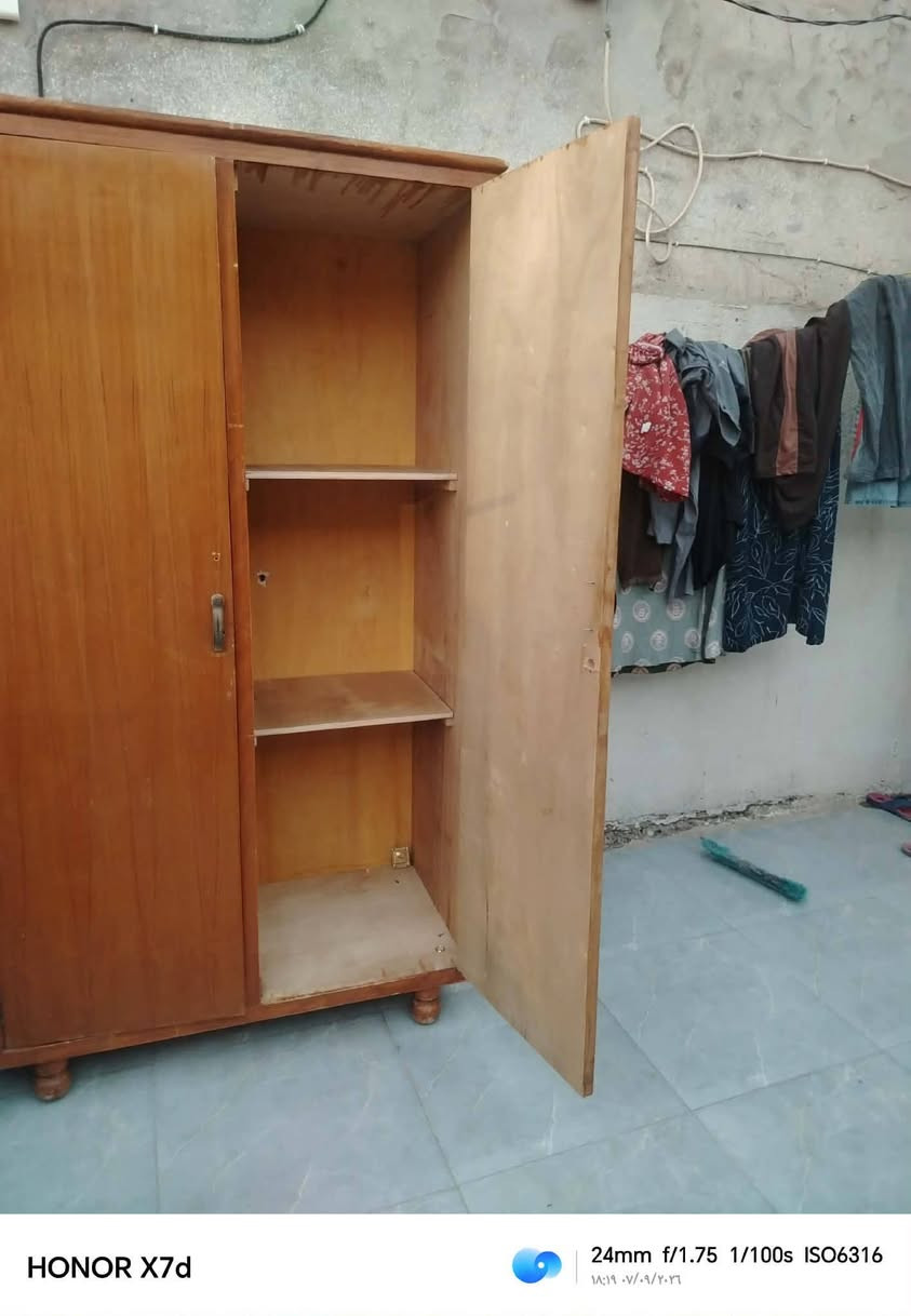 مكلفه ب نشر غراض لبيع نزله مال جربايه مال عرس لحاف رصاصي فرو هههلحاف وردي لحاف مشجر تكيات مال تخم هنه وشراجفهن بخاخ مال وجهه سناديل مال ورد اصطناعي بردات مال عرس بردات تور كنتور ابو بابين نجاره ترمز طابقين خباطه مال كيك الاتصال ***********

