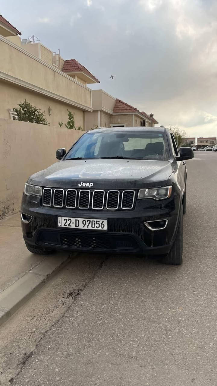 لاريدو ٢٠٢١ • ٤×٤ • محرك ٣٦٠٠