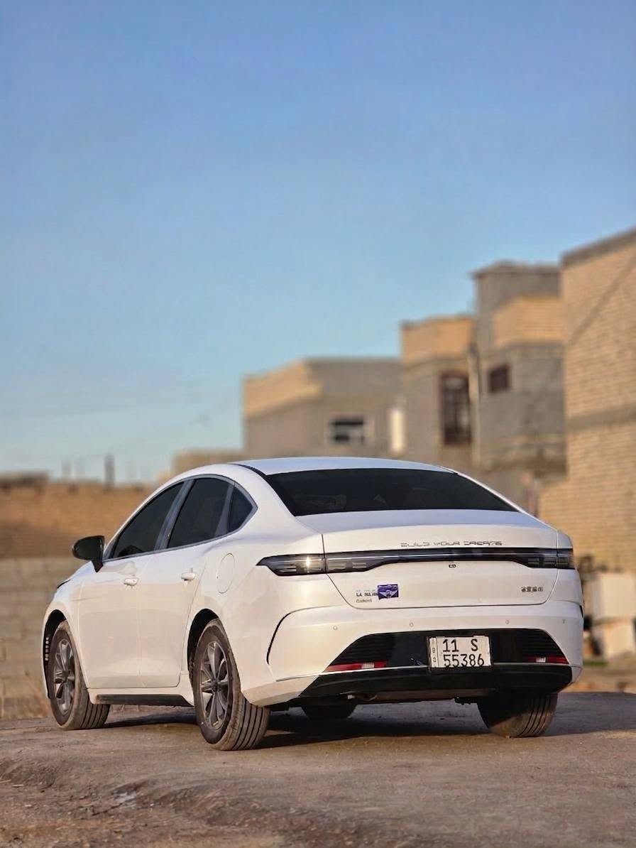 سلام عليكم 
BYD دستروير الجيل 5
للبيع السيارة فول مواصفات عدى الفتحه 
السيارة كامله هيه وملحقاتها الاصلية اي نقص مابيها ✅️
 + شاحن سريع 16 امبير ⚡️
السيارة ماشية 14 الاف وبعدها بوضع الوكالة 🔋
 مكفولة كفاله عامه عدى رصعه بسيطة جدا حجم اصبع (بخشم البنيد )
السعر 19.5 مليون وبيها مجال بسيط جداً ⛔️
( مكاني كربلاء )
اذا ماعجبك السعر لا تكسر بحلال العالم رجائاً 🌹🤍
للاستفسار اكثر التواصل :***********
