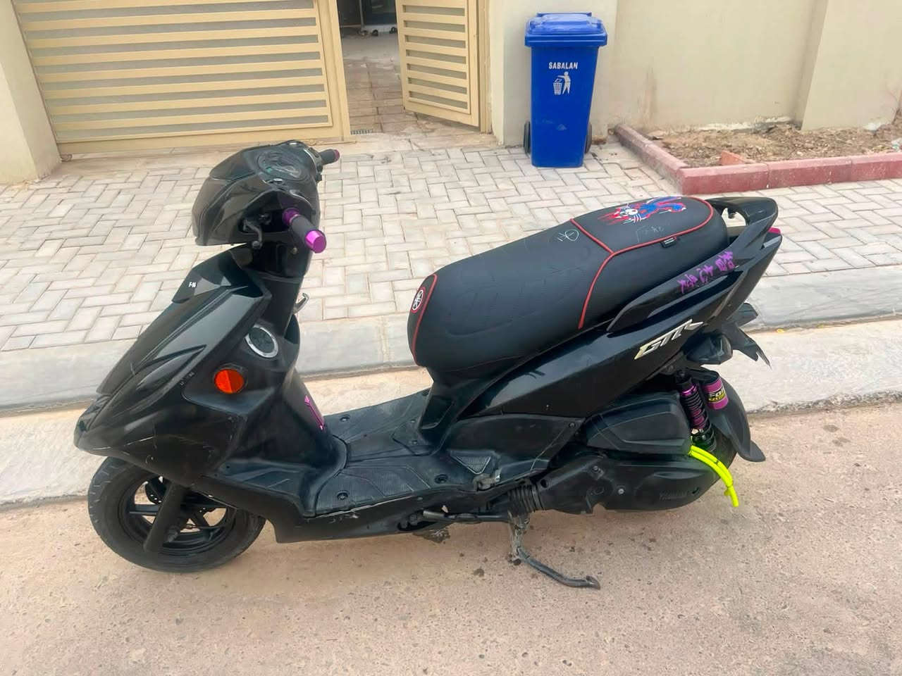 GTR موديل 2009
الدراجه جديده خير من الله منزله من الرمبه صاله شهر مزوده بلادي عارضه مليون و 250 الف و مراوس هم اراوس
***********
