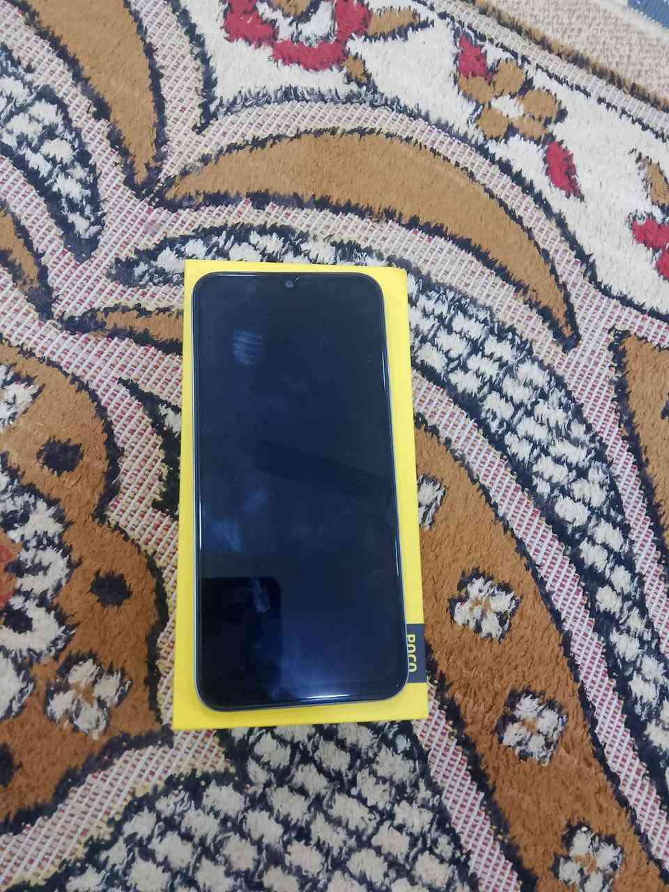 السلام عليكم مبايل البيع POCO C85ذاكره 256رام8كامره50شاحن سريح 33واط مبايل جديد ما صاله هواي من شتريته السعر 210 مبايل والله جديد عنواني بغداد مدينه الصدر رقم ***********
