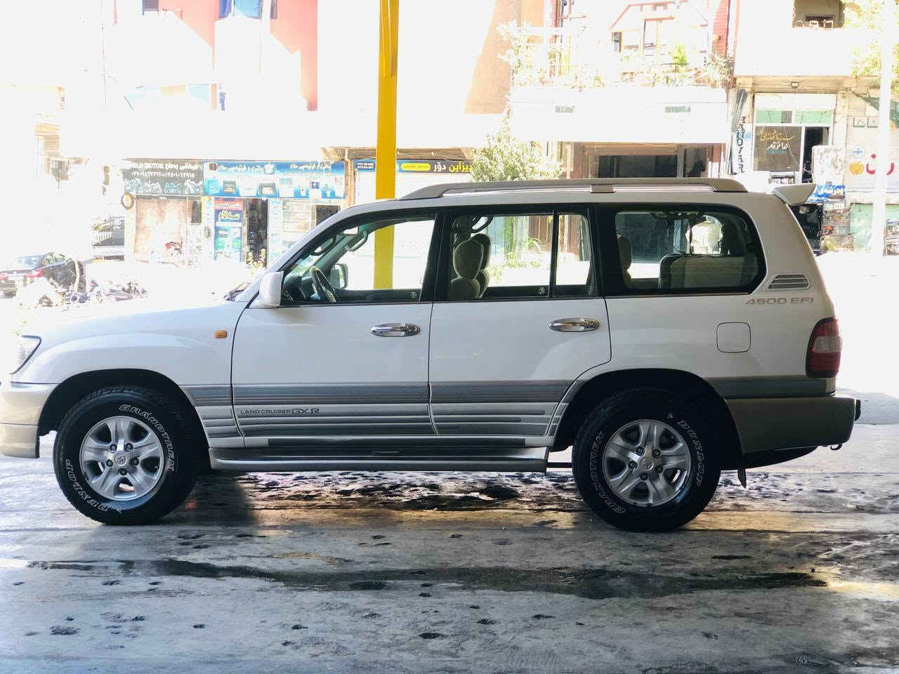لاندكروزر • ٢٠٠٦ • فول مواصفات