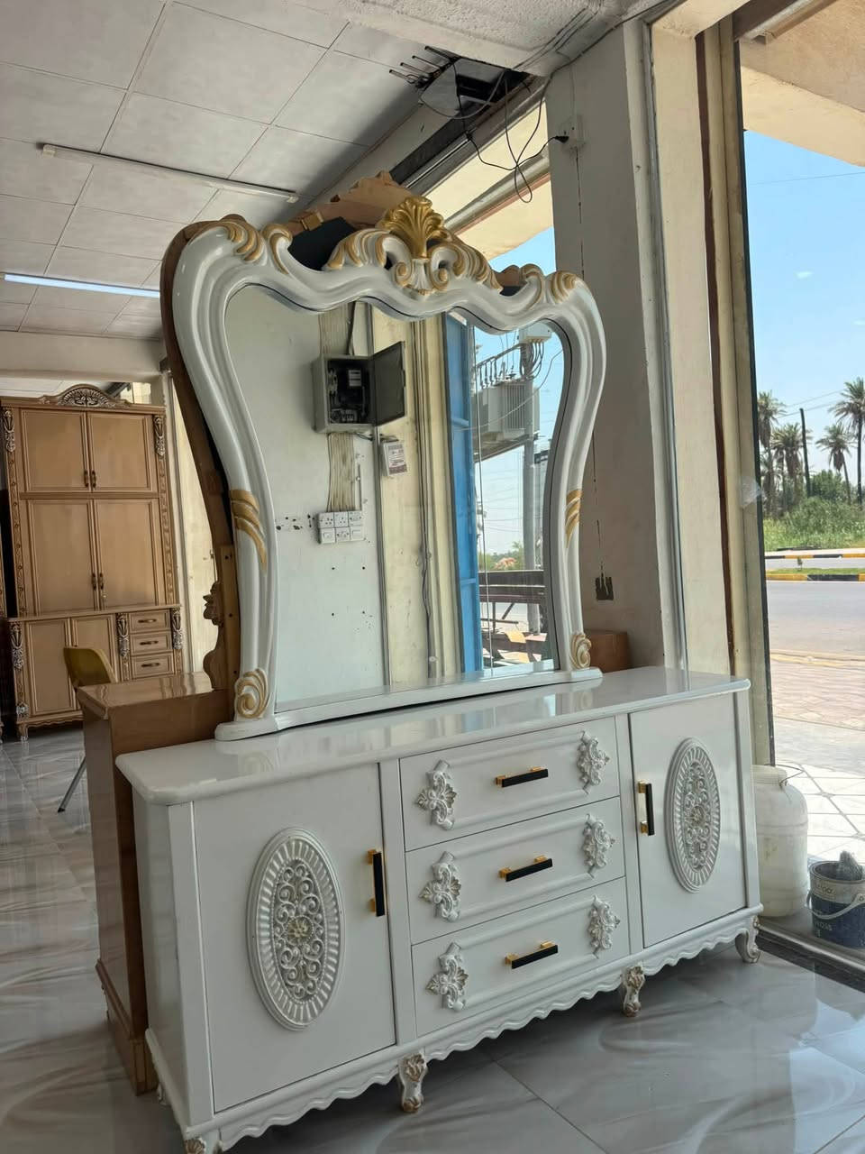 غرفة عراقية السعر مليونين و750 فقط للحجز واتساب
*********** يوجد توصيل وشد مجانا لكل العراق
