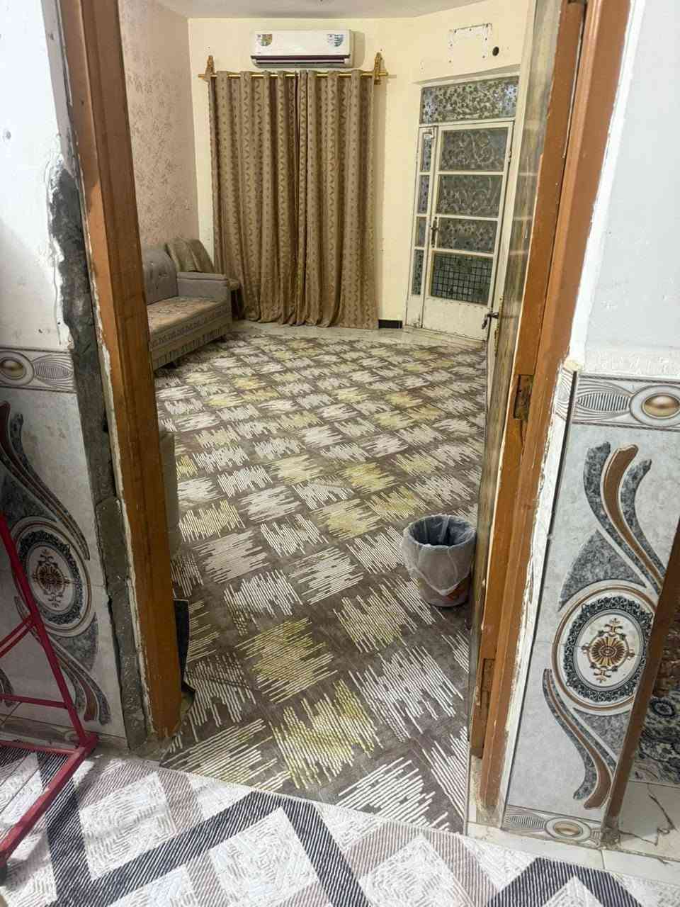 للبيع بيت مساحة ١٢٥ متر طابو صرف العنوان حي السلام اول فرع خدمات متكاملة/ السعر 51 مجال قليل اتصال/ ***********
