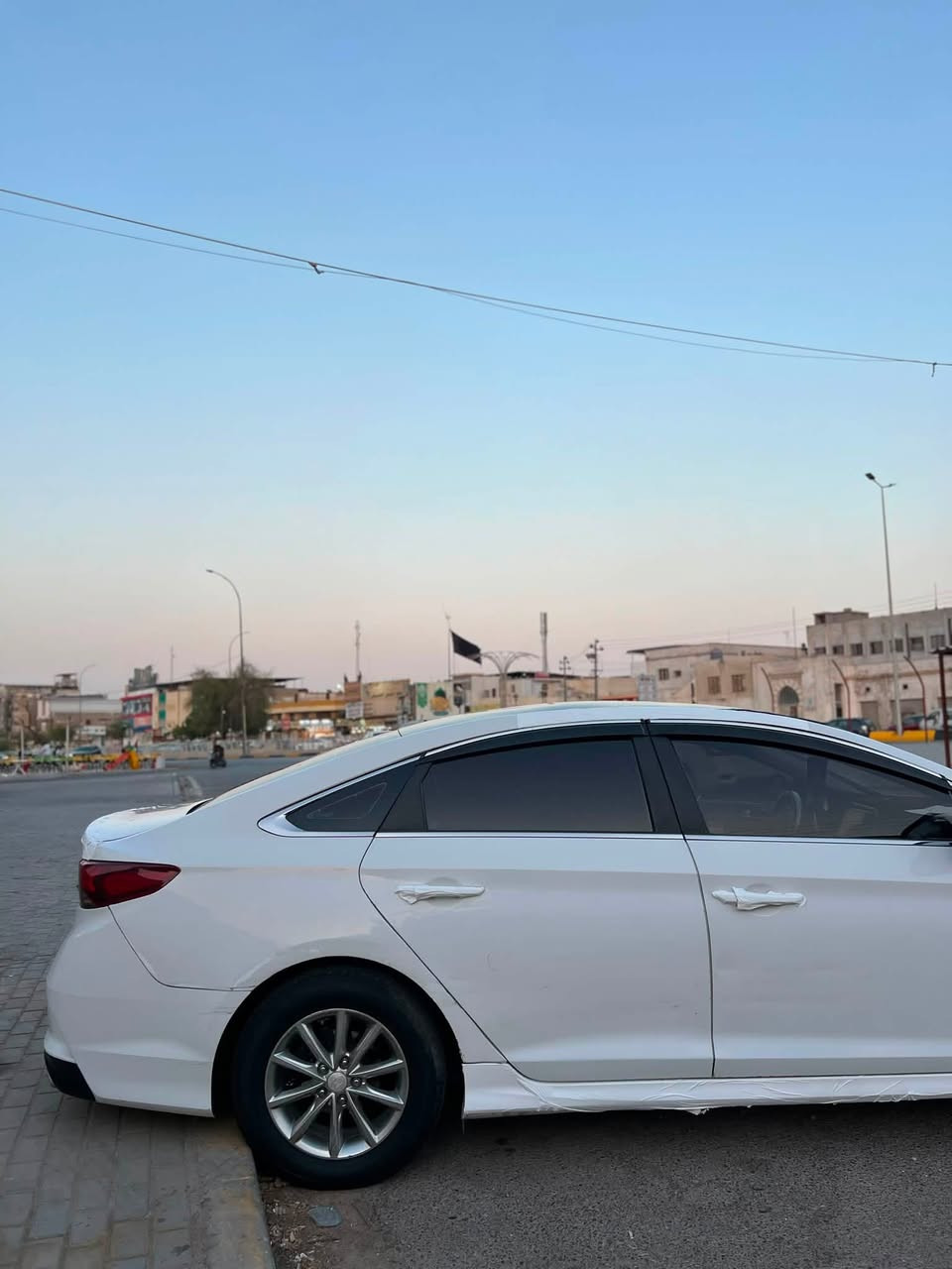 SONATA 2019 📍📍📍
للبيع سوناتا 2019  ادوات ادوات اودات ✅
بانزين بانزين بانزين ✅
مكينه 2000 دوش✅
گير AT ✅
ارقام + سنويه+هزه طبق الاصل✅
شاشه أندرويد ✅
مرايات قلاب✅
اشاير ترحيب✅
كصه جنطه ✅
كشنات جلد ✅
تحكم ستيرن ✅
تبريد تدفئه قطعتين  ✅
شاشه أندرويد اصليه ✅
كامره خلفيه ✅
حساسات امامي خلفي ✅
تبريد كشنات ✅
ماشيه 90 KM ✅
حداديه 100‎%‎✅
كهربائيات كلها شغاله ✅
زنون عالي ناصي اصلي كلش قوي ✅
مكينه كير كفاله ✅
السعر64 وبيها مجال 
***********
