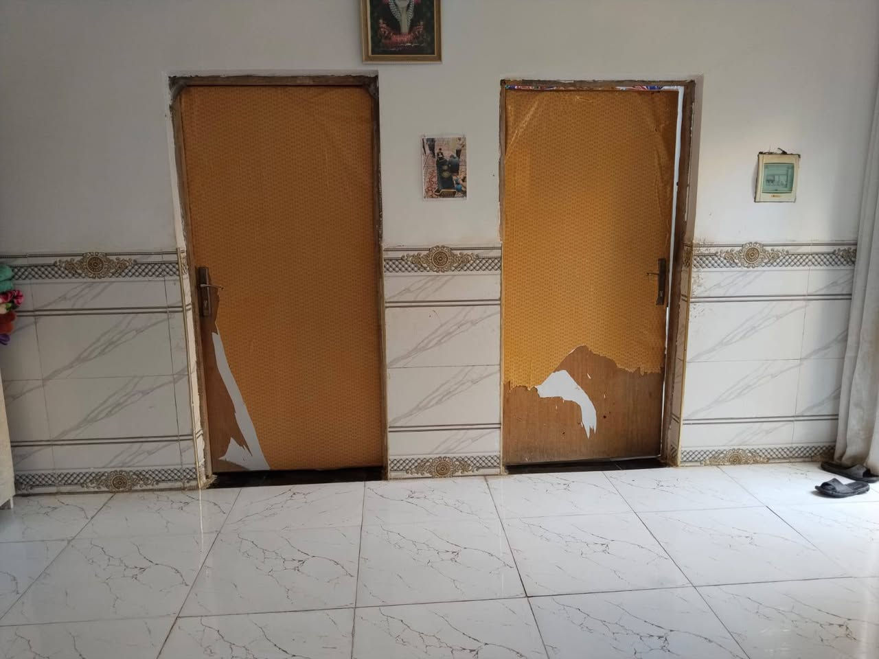 بيت زراعي السعر ٥٥ بي مجال مساحه ٢٠٠ بي وصل تطويب بالسبل الثانيه خلف مكتب ابو ساره *********** جاهز عدا الاستقبال ماكامله
