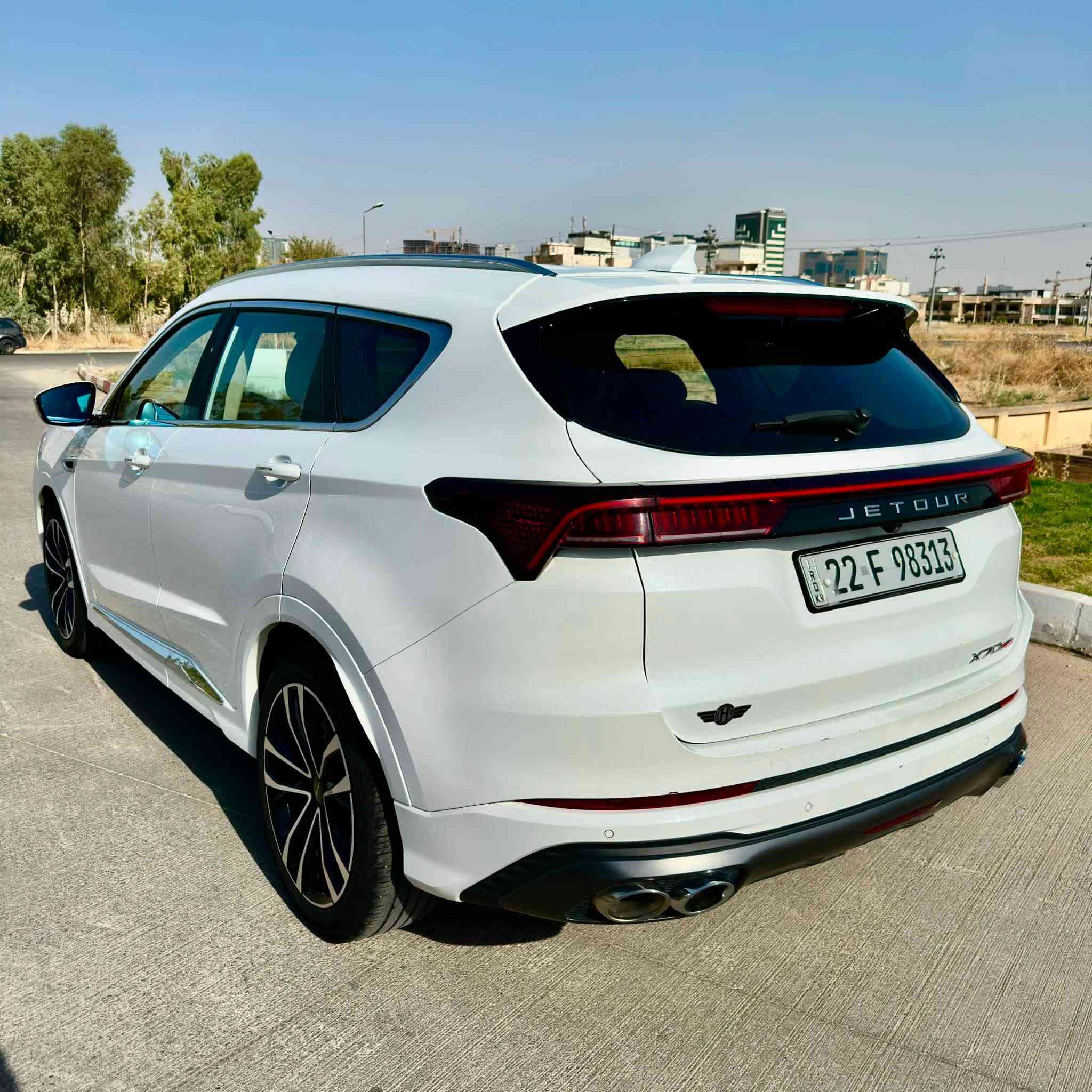 جيتور X70 PLUS 2025 
فول فول مواصفات
7 راكب 
لون ابيض داخل مشمشي 
رقم اربيل الجديد 

ماشيه 65,000 km

بانوراما 
كشنات جلد + تدفئه تبريد + خزن + كهرباء
صندوق كهربائي 
حساسات امامي خلفي 
رادار جانبي 
كاميرات ٣٦٠ درجة 
داش كام امامي بلادي 
تثبيت مسار 
محرك 16 توربو 
گير 7 نمر 
داخل ليد بالكامل 
اضائة ترحيب 
تحكمات ستيرن
ويل حجم 20

السياره بدون اي ضرر او حادث 
فقط pdr بالصندوق قليل جدا 
وموجود فحص اقل من شبر 

سعر السياره 185

مكاني اربيل 
***********
