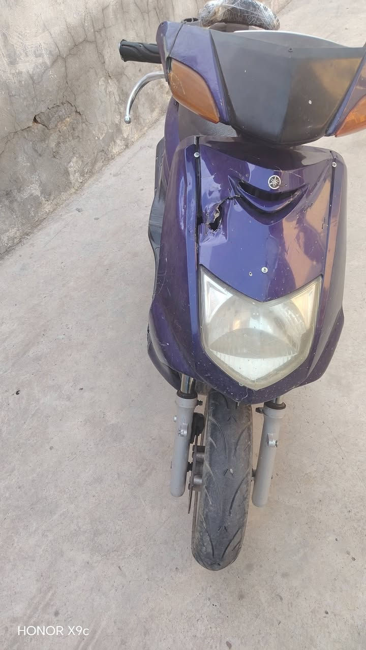 سلام علیکم
دراجه للبيع نوع سكنس نثيه
للاستفسار ***********
