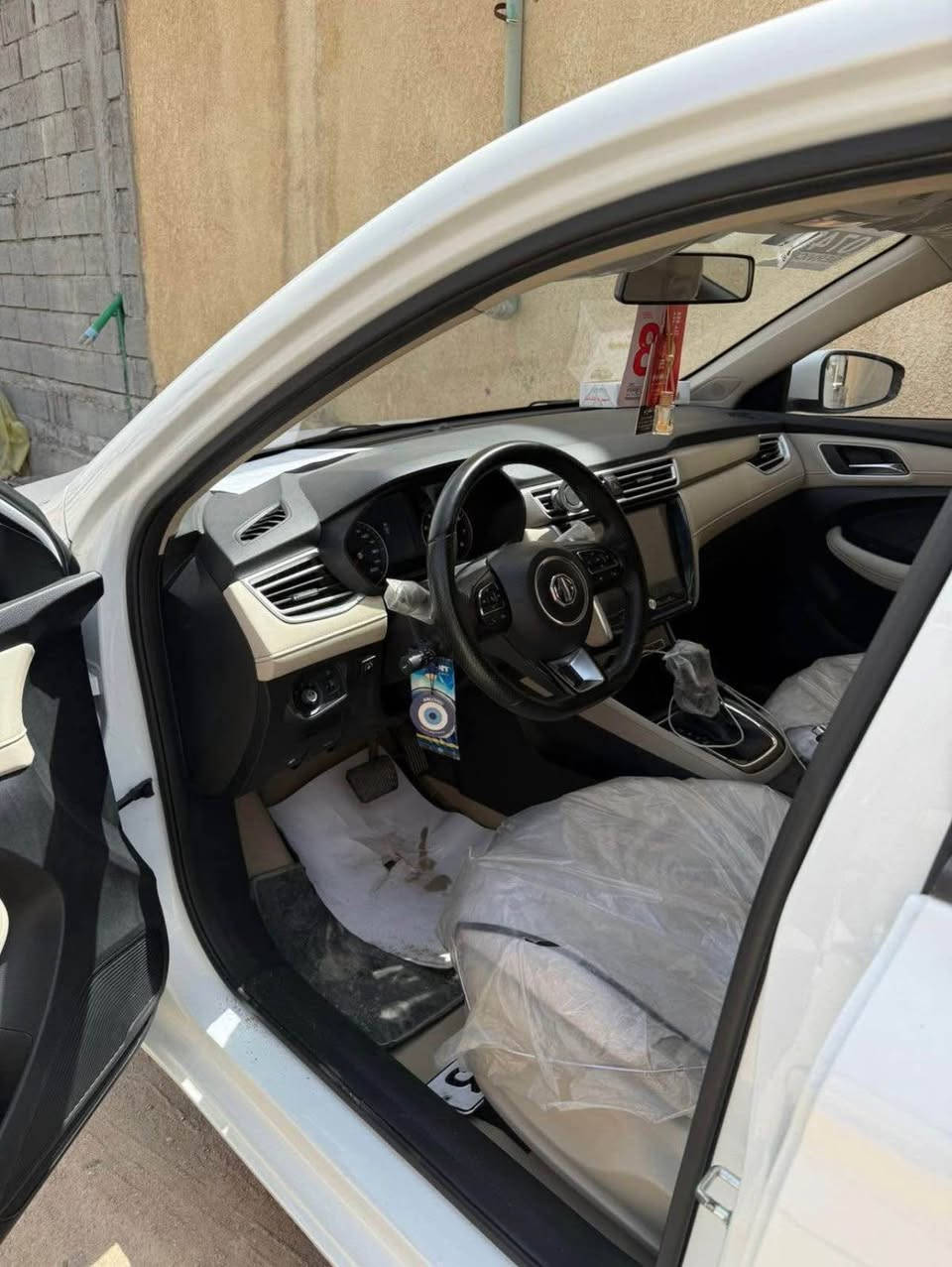 يا الله السلام عليكم 
MG5 2024 
97,00KM
عليها منظومة غاز تحت الضمان
دوشمه ارضيات وكشنات
لايتات جدد فول مواصفات
تخم تايرات جدد
دسكات جدد
شمعات جدد
ادامة توني مسويلها
كامرة جديدة
هزة جديدة
السيارة نظيفه استخدام مره بيها ملاحظات تجي تشوفها شوف العين ومصروف عليها هواي تاخذها مني ربع ماتصرف عليها الله شاهد ومو سعرها هذا
رقمي للتواصل / ***********
مكانها بصرة مناوي لجم البصرة, العراق
