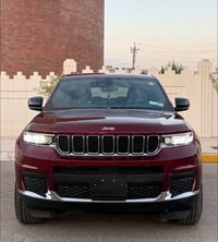 كراند شيروكي لاريدو • دبل 4x4 • ٣٢٠٠٠ ميل