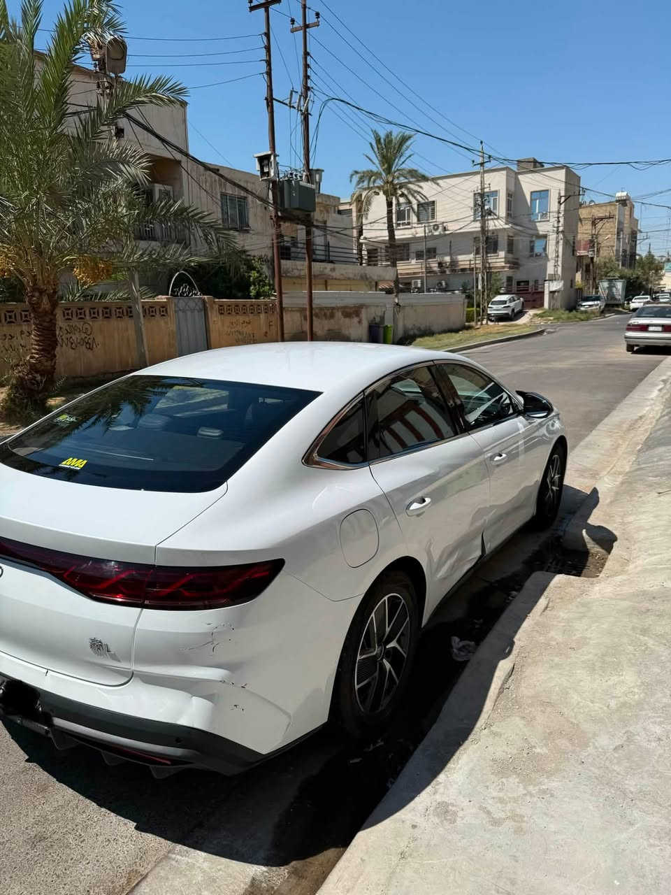 السلام عليكم
بي واي دي Qin L موديل 2024
السيارة ماشية 20 الف الكلي
وعلى الـ Hev 8000 بس يعني المحرك بحالة الوكالة كشنات جلد وكرسي السايق كهرباء والجامات كهرباء شاشة جبيرة دوارة وليدات بلادية جوة الحصان الوسطي وجوة السايق والصدر كامرات 360 درجة ورادار وتحديد سرعة ومسار وبصمة وكارت دخول وشاحنتها البلادية موجودة ووياها شاحنة اصلية تشتغل بدون ايرث 
السيارة ضرباتها موضحة بالصور
الباب خلف السايق ترجع حار وصبغ وباب الصدر وخلف الصدر ترجع بارد بدون صبغ السيارة رايد باسمي وتحويل مباشر ثاني يوم
ايد بيها 140 ورقة بيها مجال بسيط وقبل لا تخابر وتكسر بسعرها جيك بالسوك خواتها النظيفات دينباعن بـ 160 وفوك ف اني من البداية محسب حساب الضربات
مكاني المنصور الداوودي
***********
