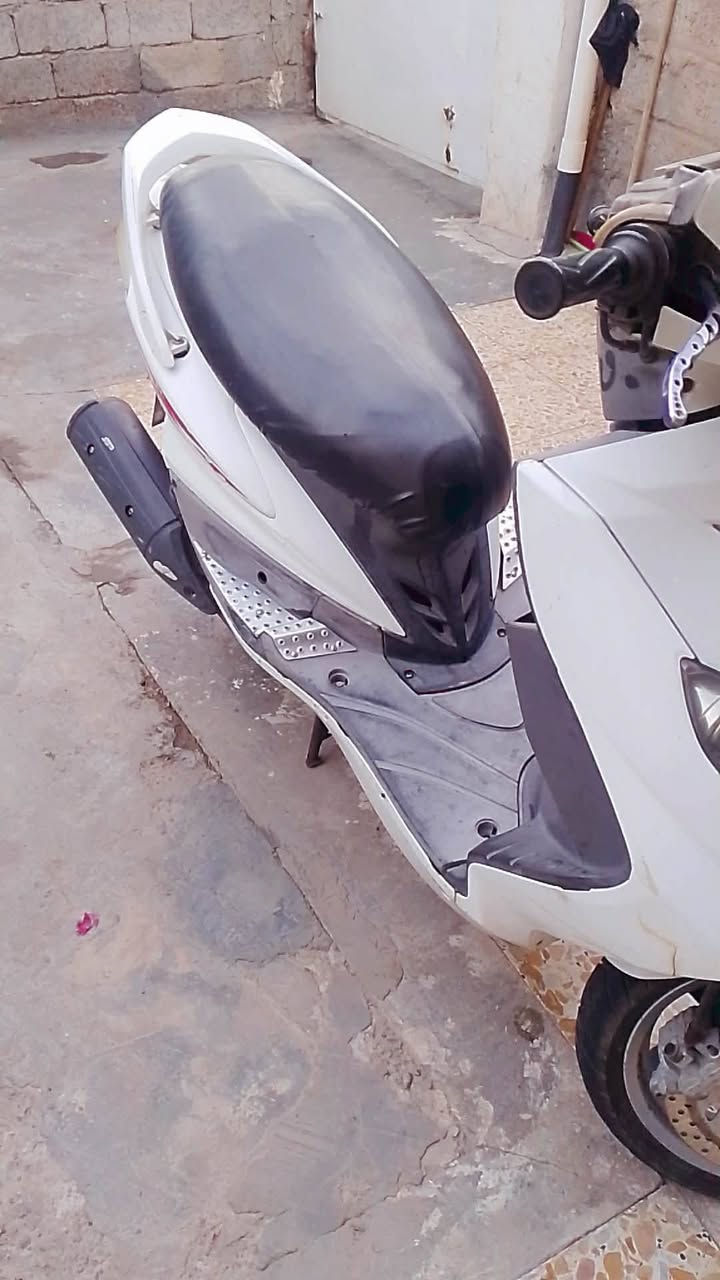 سكني فحل كوري مجفتة نوزل خطين نكرة سلف يرادلهة جنة مال كشن وجوزة  سويت شغالة خير من الله ٥٥٠ وبيهة مجال بغداد شيخ عمر ***********
