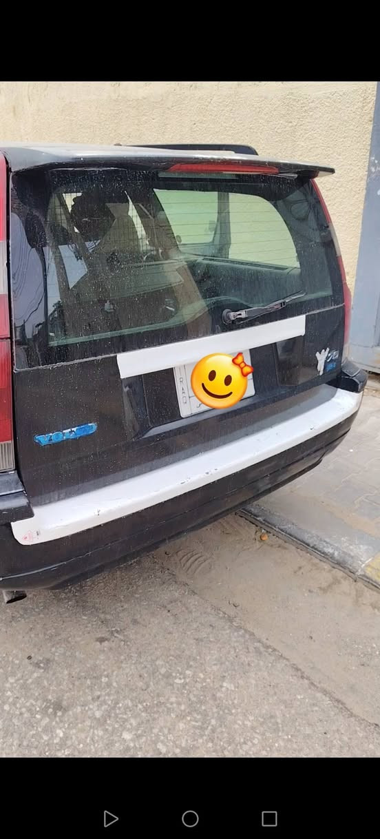السلام عليكم فولفو V70 البيع مديل 2002 محرك وكير كامري سعره ٣٨وبي مجال مكان نجف ***********
