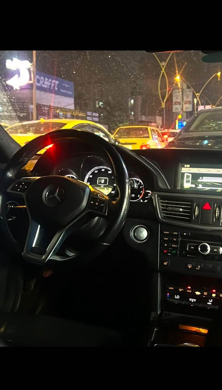 مارسدس E-class 2011 لون اسود كفاله ماعده ضربه بسيطه بل جاملغ الخلفي رقم سليمانيه فول مواصفات 1-فتحه سقف بنوراما -تحكمات مقاعد تدفئة تبريد مقاعد كشنات جلد داخل اسود السياره فول للاخير ماشيه ميتين الف السياره مكانها بغداد الطالبيه راعيها موجود وشرط التحويل  السعر عند التواصل 
*********** موجود واتساب بغداد, العراق
