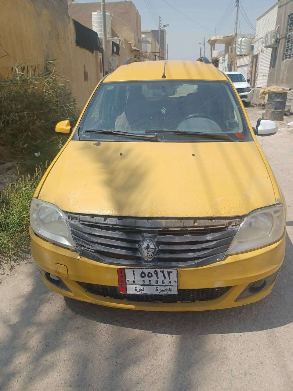 للبيع سياره رينو لوكان 
سنوية ٢٨
تخم تاير محرك جديد كير جديد رقم بصرة 
 البيع كاش 
للتواصل *********** السلمان, المثنى
