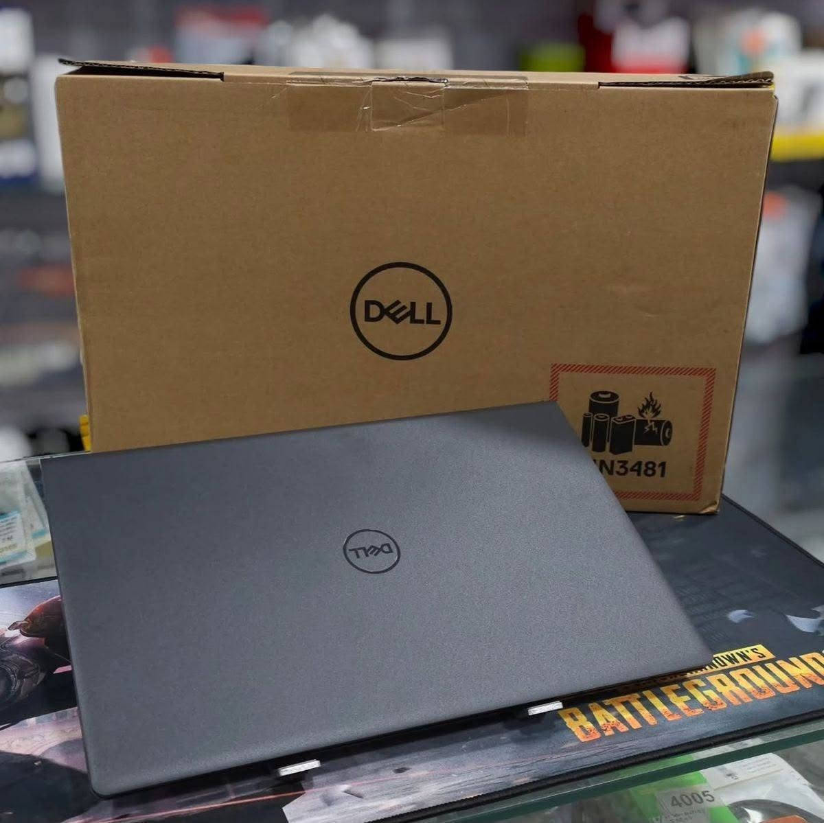 لابتوب DELL للبيع نظيف ومستخدم شهرين فقط لابتوب كامل جميع الملحقات ورخيص جوه السوك
💻 للبيع لابتوب Dell Vostro 3520
 نظيف ومستخدم شهرين فقط لابتوب كامل جميع الملحقات ورخيص جوه السوك

🔹 المعالج: Intel Core i3-1215U – الجيل 12
🔹 الرام: 8GB
🔹 التخزين: SSD سعة 256GB
🔹 كرت الشاشة: Intel UHD Graphics – 128MB
🔹 النظام: Windows 11 – 64 Bit
🔹 الشاشة: 15.6 المرغوب
🔹 الموديل: Dell Vostro 3520
🔹 الحالة: استخدام شخصي كلش نظيف

📌 جهاز مناسب للدراسة، العمل، التصفح والبرامج المكتبية. وايضآ للالعاب

💰 السعر: 400 
📩 للتواصل: ***********
📍الموقع : البصرة
