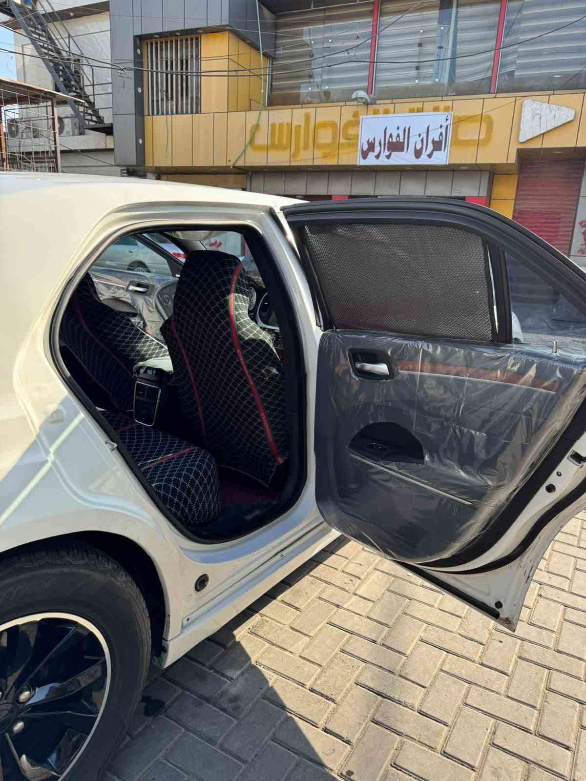 السلام عليكم أوباما كسر كارتون فول مواصفات مكينه ٣٦٠٠ مكينه كير حداديه تخم تاير مكينه كير ويلات كله جديد رقم وسنويه شمالي حساسات خلفيه كامره شاشه نقص ما بيها موديل 2014 بانزين اصل كصه جنطه العنوان البصره استفسار ***********
