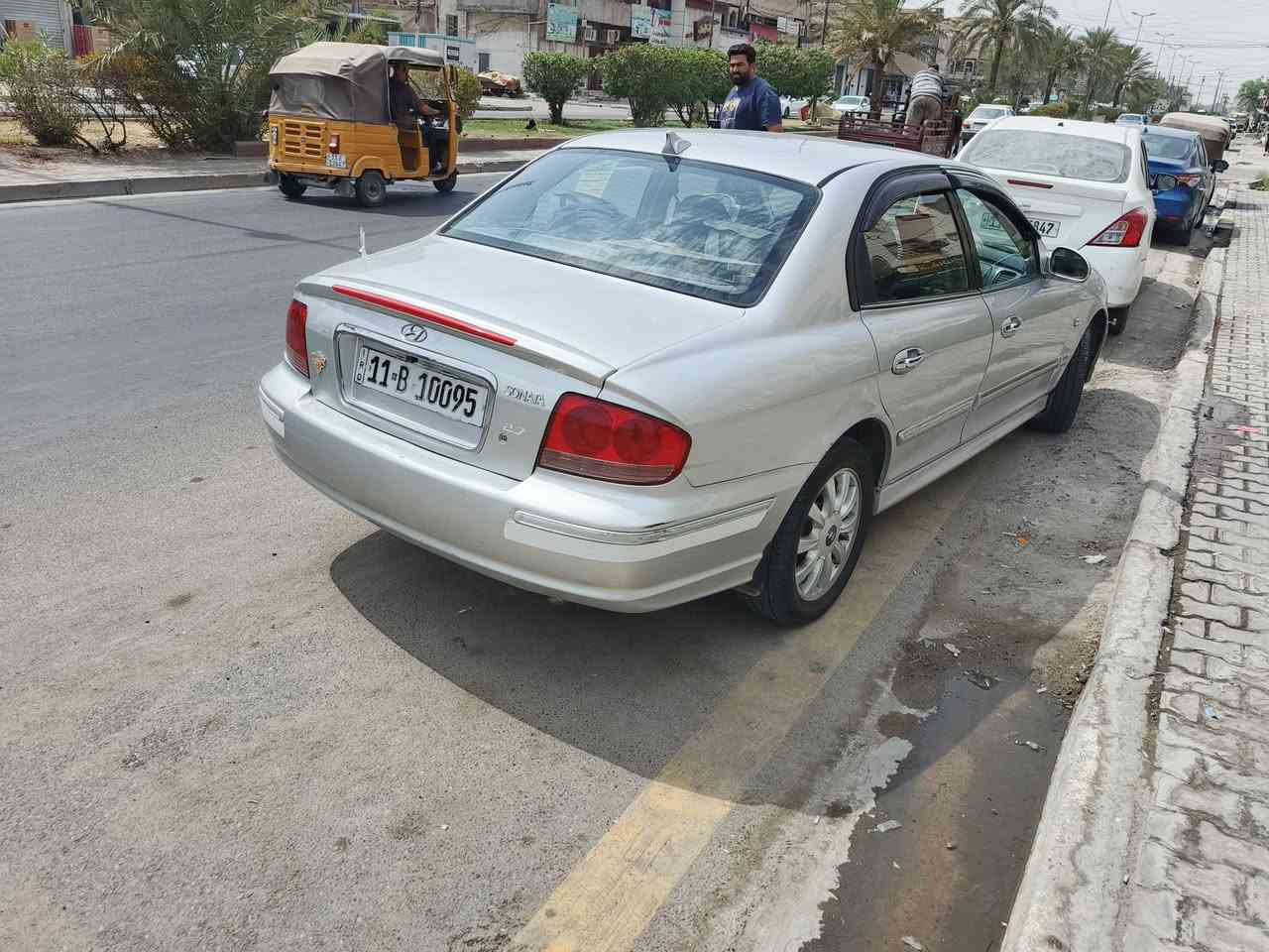 السلام عليكم سوناته وفود 2004مصبوغه عام بيها طخات ومصلحه تبريد كير مكينه خير من الله نقص بس الصدر نصبتها حلوه داخلها حلو السياره باسمي
السعر ٦٧وبيها مجال الي ما يعجبه السعر رجاء لا يعلق 
***********
السلام عليكم سوناته وفود 2004مصبوغه عام بيها طخات ومصلحه تبريد كير مكينه خير من الله نقص بس الصدر نصبتها حلوه داخلها حلو السياره باسمي

