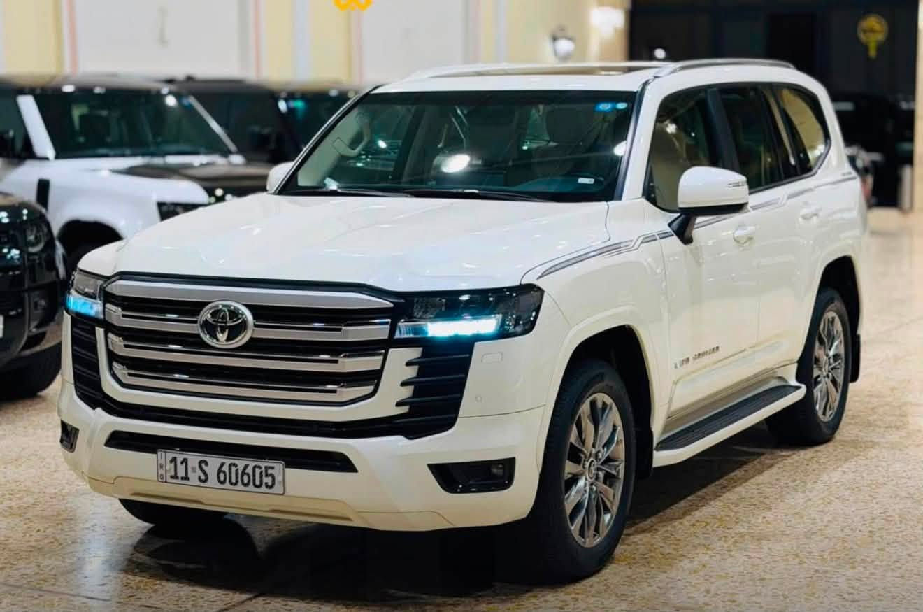 السلام عليكم
لاندكروز gxr 2023 تنفس طبيعي 4000 
السيارة وكالة ساز
 السيارة جديدة بالكارتون بدون اي ملاحظة حتى الدعاميات كفالة 
كفالة عامة من اي شي 
3 شاشات 
السيارة بالحلة
 *********** 
السعر 648 
رقم بغداد حلو
