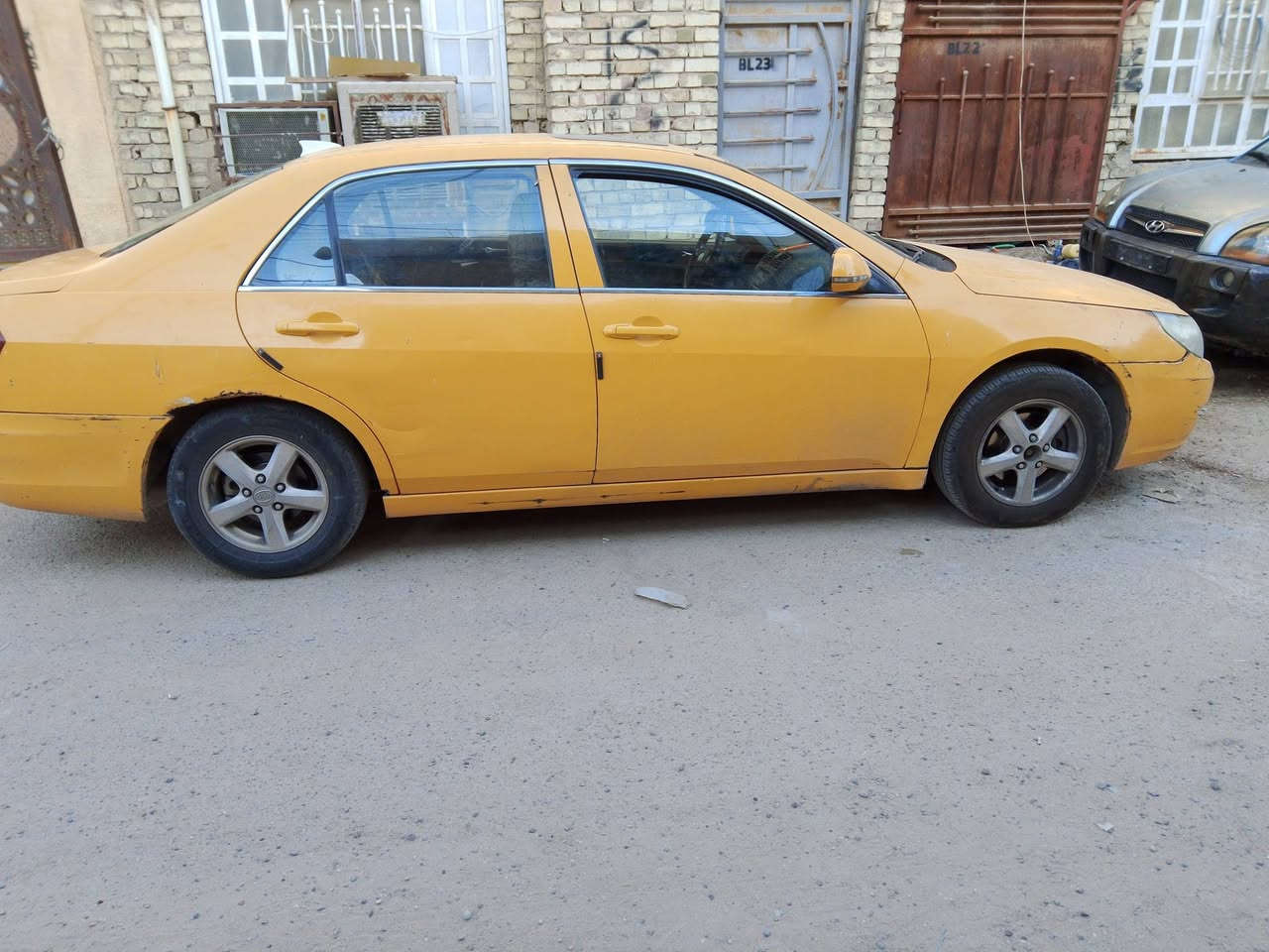 السلام عليكم
BYD F6
رقم بغداد للبيع كير ومحرك مكفول تبريد ما بيها 
موديل 2011
تحويل ثاني يوم السعر 36 ورقة وبيها مجال بسيط حك الجية
***********
