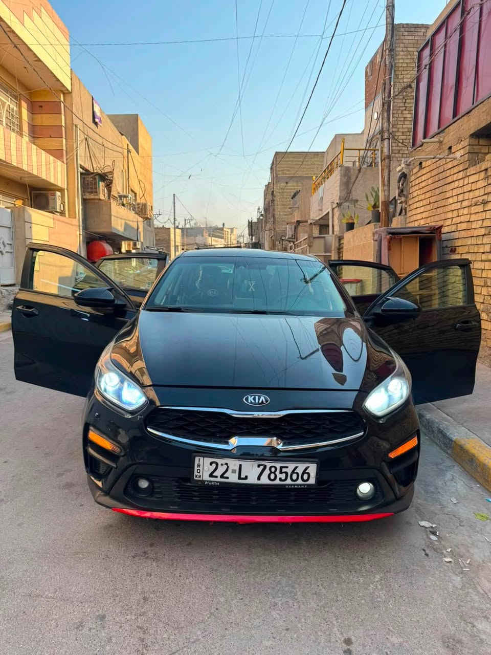 السلام عليكم فورتي وارد امريكي
 موديل ٢٠٢١ 
رقم اربيل باسمي سنويه
سياره حلوه ونضيفه ماشيه ٦٨ mi 
حادثها مثل ماموضح بالصوره بامريكا فقط دعاميه اماميه وبلعراق حادث خلفي 
مكان السياره مدينه الصدر الاورفلي 
مكينه 2000 دوش ناعمه واي نقص بابيها 
كيرها محور من CVT الى AT وبضمان لمده سنه 
من حورت الكير السياره خير من الله اي خلل مابيها تحوير مضمون
تبريد منضومه كامله مبدل ثلج وخير من الله 
منضومه لايت زنون
بيها سونار
السعر ١٢٩
مرفق سونار بالمنشور
رقم الهاتف ***********
