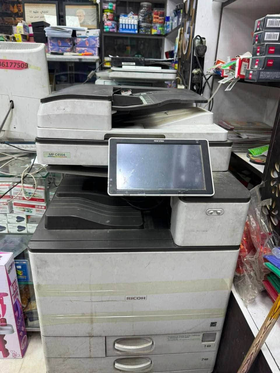 طابعة نضيفة للبيع وبسعر مناسب لتواصل واتساب ***********
