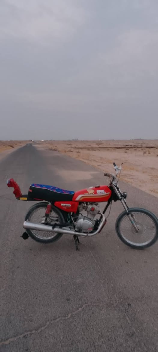 سلام عليكم ورحمة الله وبركاتة دراجه لبيع سيجي نامه موديل 2020 مجفة مره واحده السعر 550وبيه مجال الرقم ***********
