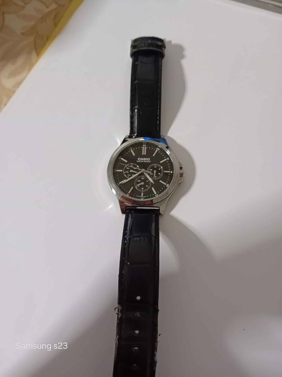للبيع – ساعة CASIO أصلية ⌚

ساعة CASIO أصلية موديل MTP-V300L-1AUDF، بحالة نظيفة جداً واستعمال خفيف.

✅ أصلية ومضمونة
✅ معها العلبة والكارتون والكتالوج
✅ كفالة موجودة
✅ ستانلس ستيل
✅ مقاومة للماء
✅ سير جلد أسود
✅ كرونوغراف
💰 السعر: 100,000 دينار عراقي فقط

📦 يتوفر توصيل
للحجز راسلنا واتس*********** أربيل, العراق
