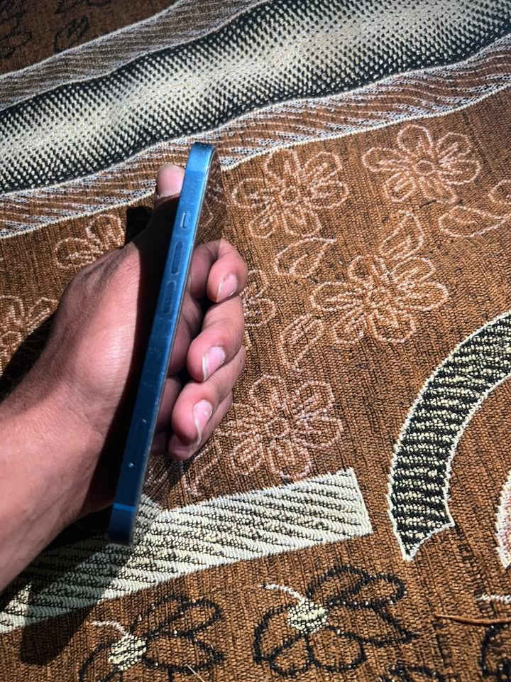 آيفون ١٣ • ذاكرة ١٢٨ • بطارية ٨٨٪