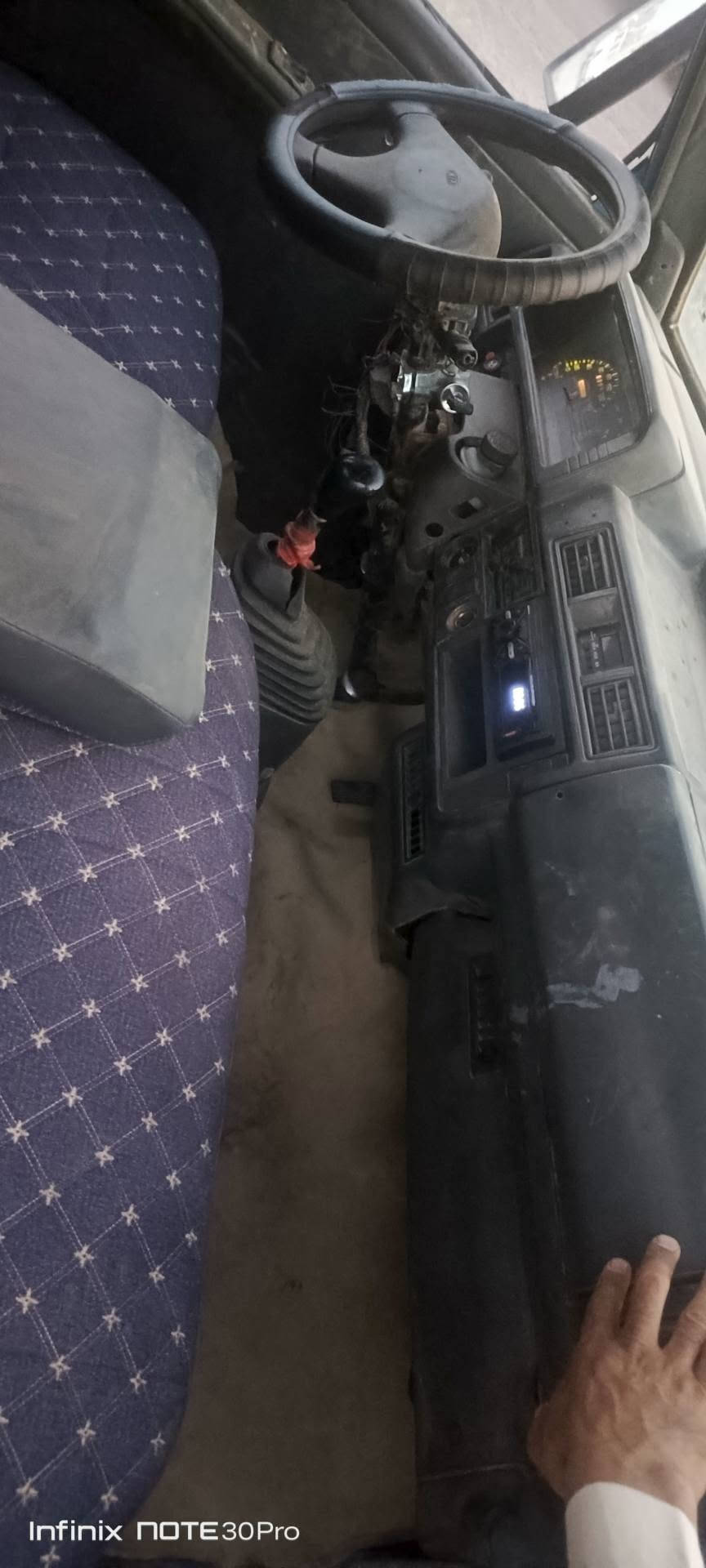 سلام عليكم اللبيع كيا بنكو موديل 94 رقم بغداد قماره وربع 7جنكال كير ومكينا وشاصي وكسل مكفولات سياره جاهزه سعر 46 وبيها مجال عنوان ديالى خان بني سعد ***********.        ***********

نص مكتوب في الصور:
- Infinix NOTE 30 Pro