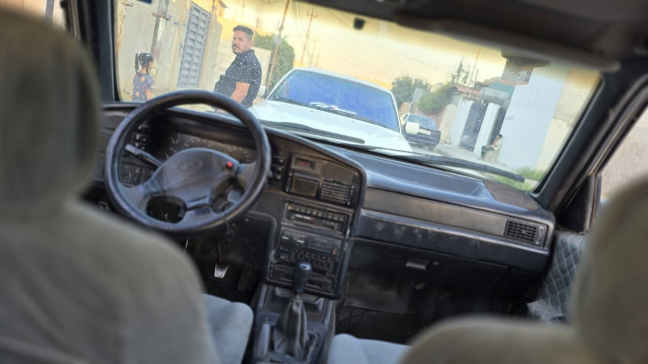 السلام عليكم بيع مستعجل هيونداي سوناتا موديل٩٣ مكينه٤ سلندر اصلي مكينه كير جدد طك طخم وره وكدام نضيف كهربيات كلو شغال رقم جديد شرط تحويل وكاله بشرط سياره جاهزه ومال رزق السعر١٧ بيها شويه مجال بياع ماوكف***********
***********
