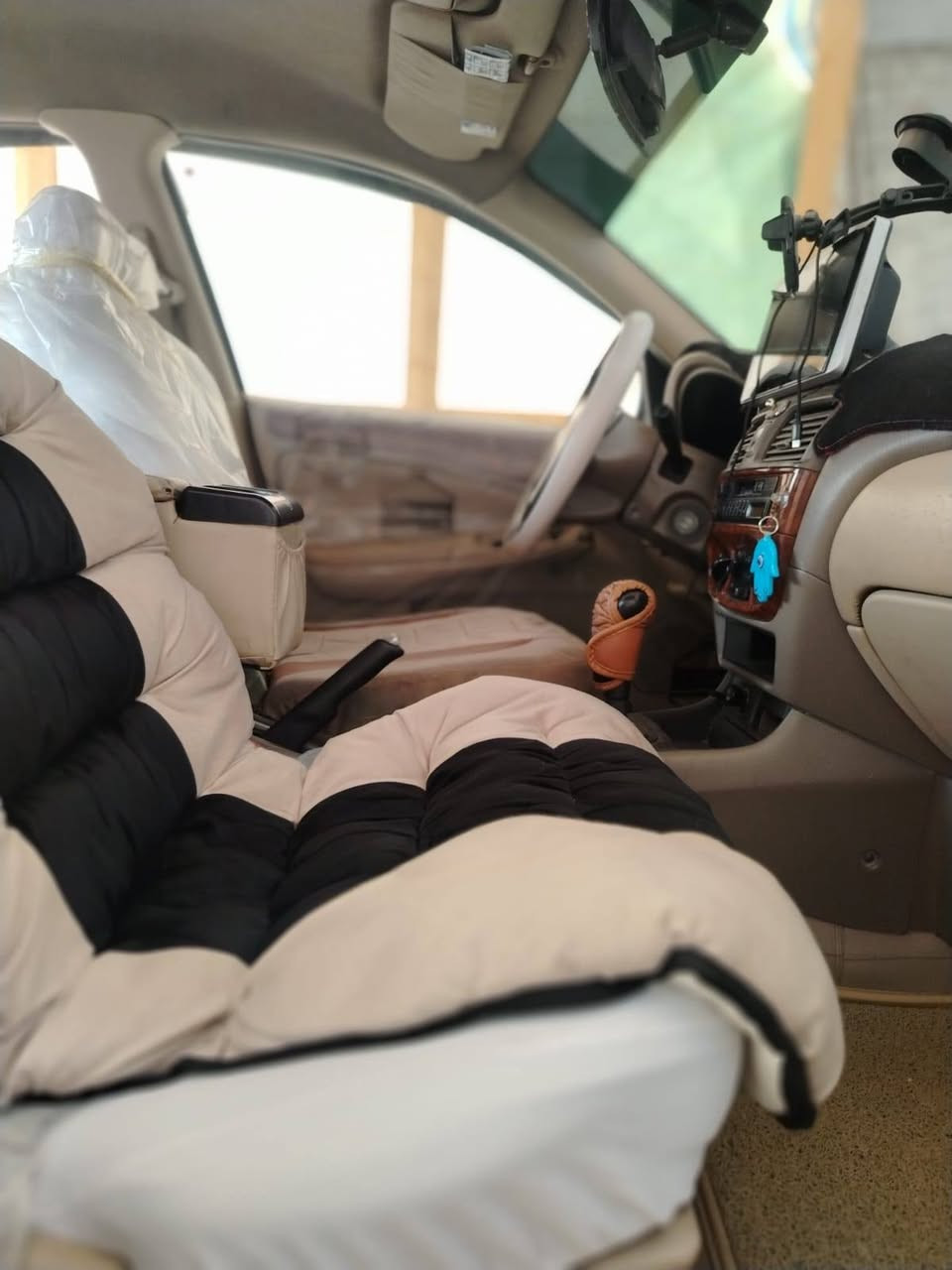 نيسان صني • ٢٠٠٥ • رقم بغداد