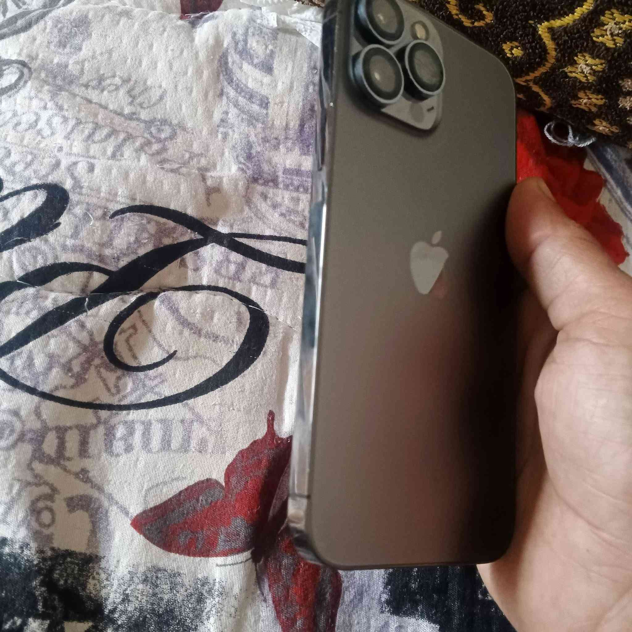 سلام عليكم ايفون 13برو ماكس 
جهاز نضيف مكفول ماداخل صيانة 
مامبدل اي قطعه بيع او مراوس 
شرق اوسط ماستر AAAبطاريه 83بلادي 
اذكره 256 مكان ديوانيه ***********
السعر خاص او واتساب

