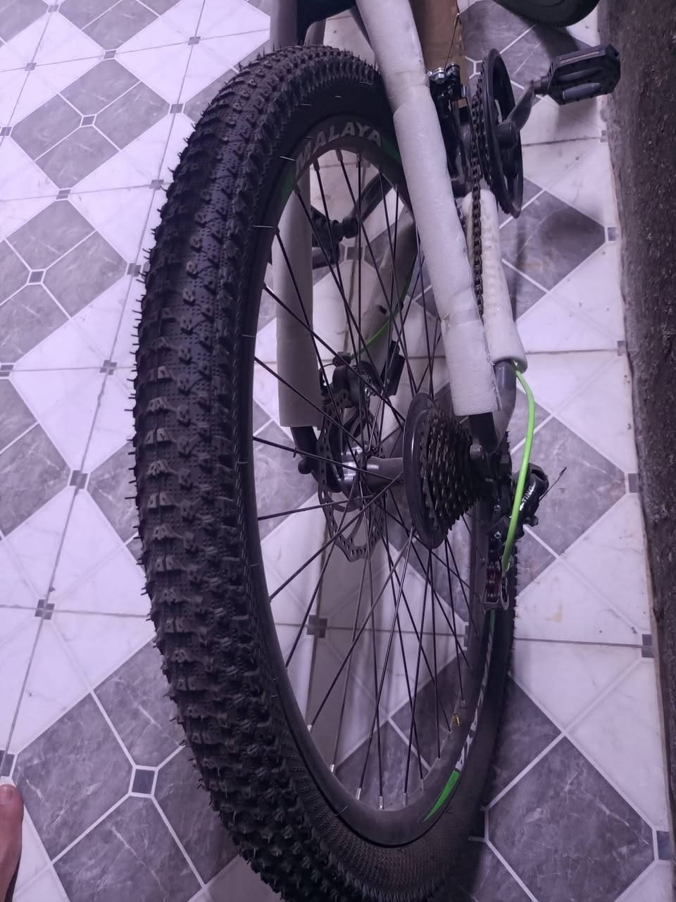 سلام عليكم باسكل جديد جديد بل فلين بعده 
موظحع بل صوره 
سعررر 200 الف بي مجال قليل
مكاني بغداد البياع الشرطة الخامسه 
رقم الهاتف ***********
