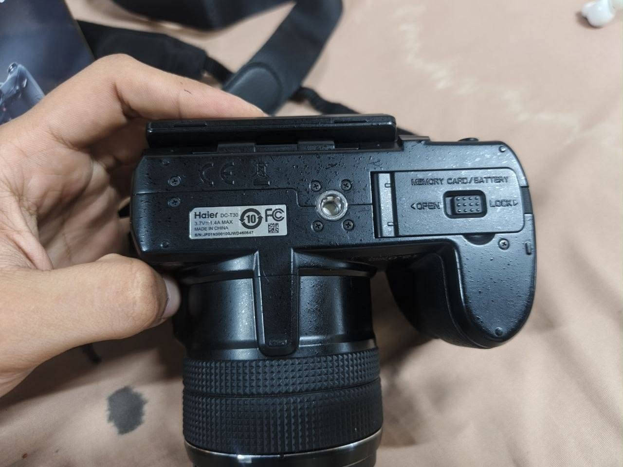 📸 للبيع كاميرا Haier Traverse DC-T30 📸
كاميرا بحالة جيدة ومناسبة للتصوير الشخصي، المناسبات، والفيديو، وتجي وياها كامل ملحقاتها.
المواصفات:
• الموديل: Haier Traverse DC-T30
• دقة 18 ميگاپكسل
• 36X Optical Zoom زوم بصري
• عدسة 4.3–144mm
• فتحة العدسة F3.4–5.7
المرفقات وياها:
✅ رام/ذاكرة 16 گيگا
✅ حزام حمل
✅ كارتونة الكاميرا
✅ قرص البرامج الأصلي للحاسوب
✅ واير ربط الكاميرا بالحاسوب
✅ واير الشحن الأصلي
💰 السعر: 100 ألف دينار فقط — وبي مجال للجادين
📞 للتواصل: ***********
📦 كلشي موجود وياها مثل ما واضح بالصور.
