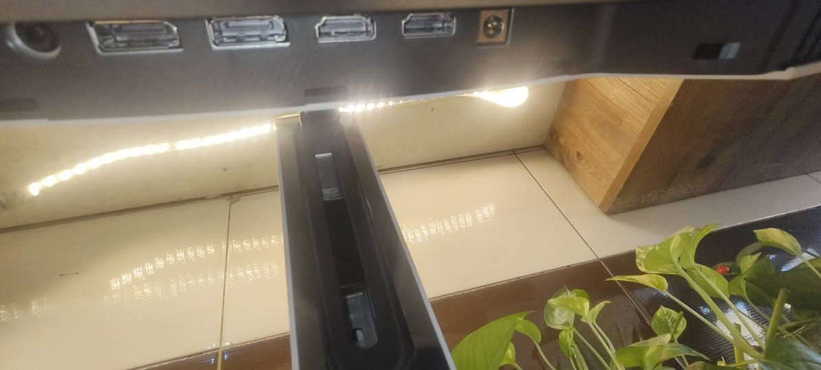 شاشة للبيع ب215 الف ابيعة رخيص لان مستعجل
Xiaomi mini led 180hz IPS 2k 
تواصل خاص او واتساب *********** بلديات
