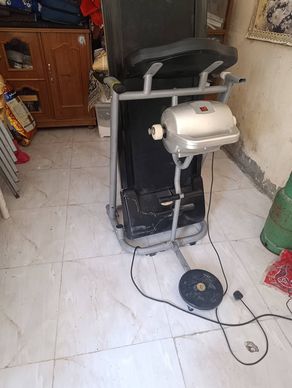 جهاز جري شغل نضيف 150 بصره حي الحسين ***********
