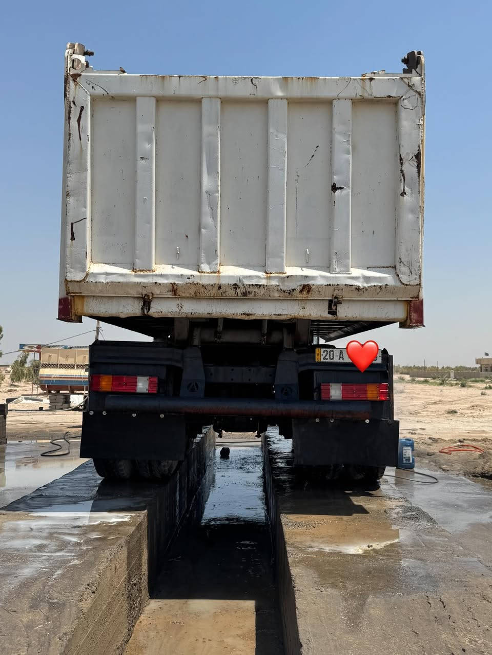السلام عليكم كرواتي للبيع موديل ٩٣ مكينه ٤٤دبلتي تيربو كير فافون مجموعه داف تخم تاير مكاني كربلاء/***********
