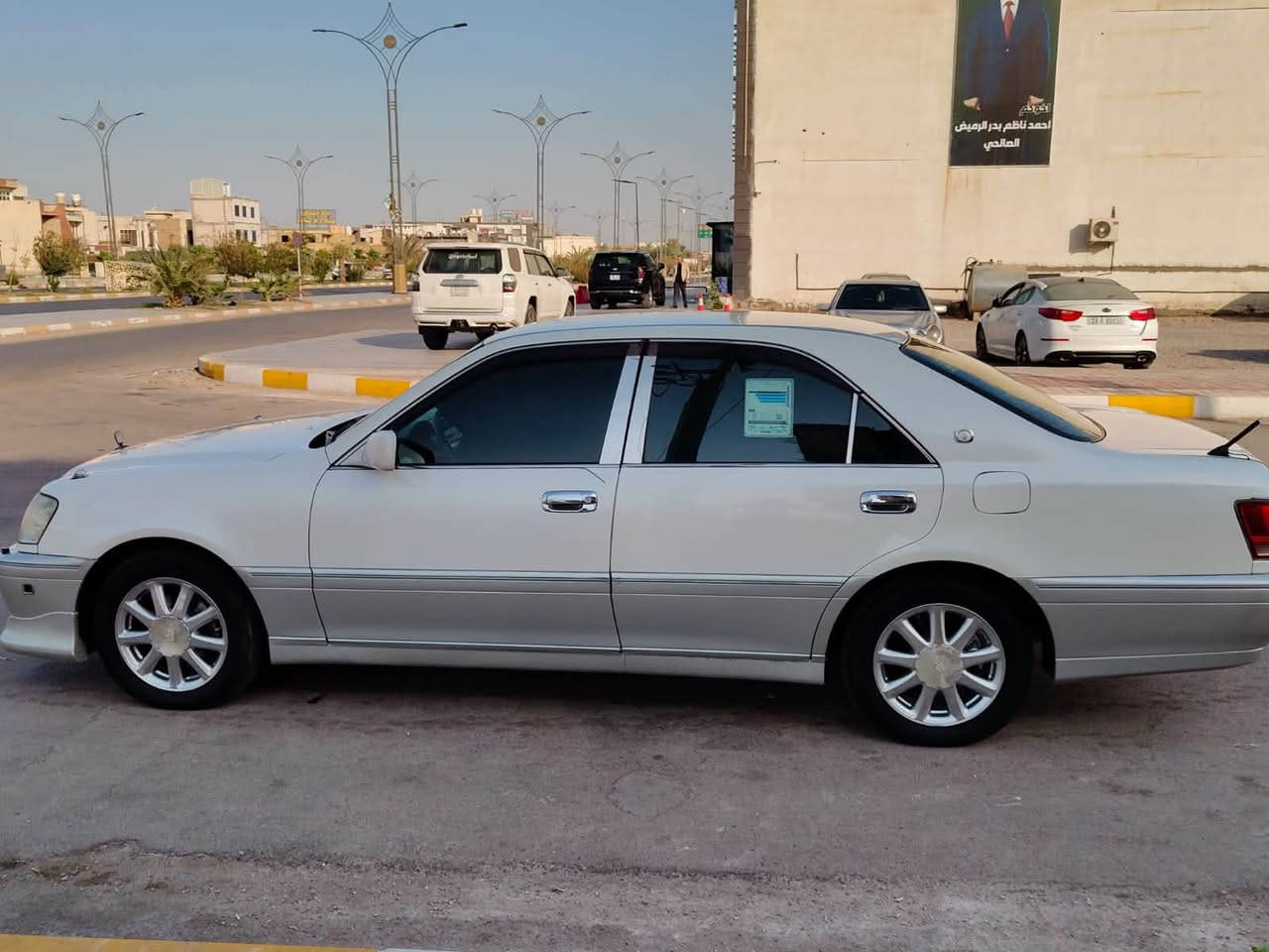 سلام عليكم 

ملكه 2001 اصوليه تحويل ثاني يوم بسمي سياره نضيفه 100%رقم انگليزي بصره ڤڤي تي ام الكلاص جاهزه من كلشي و بيها كتاب فحص من كريم حسون 3دكم 
مكان السياره ناصريه مركز المدينه 
السعر 140 وبيها مجال 

الاستفسار // *********** //
