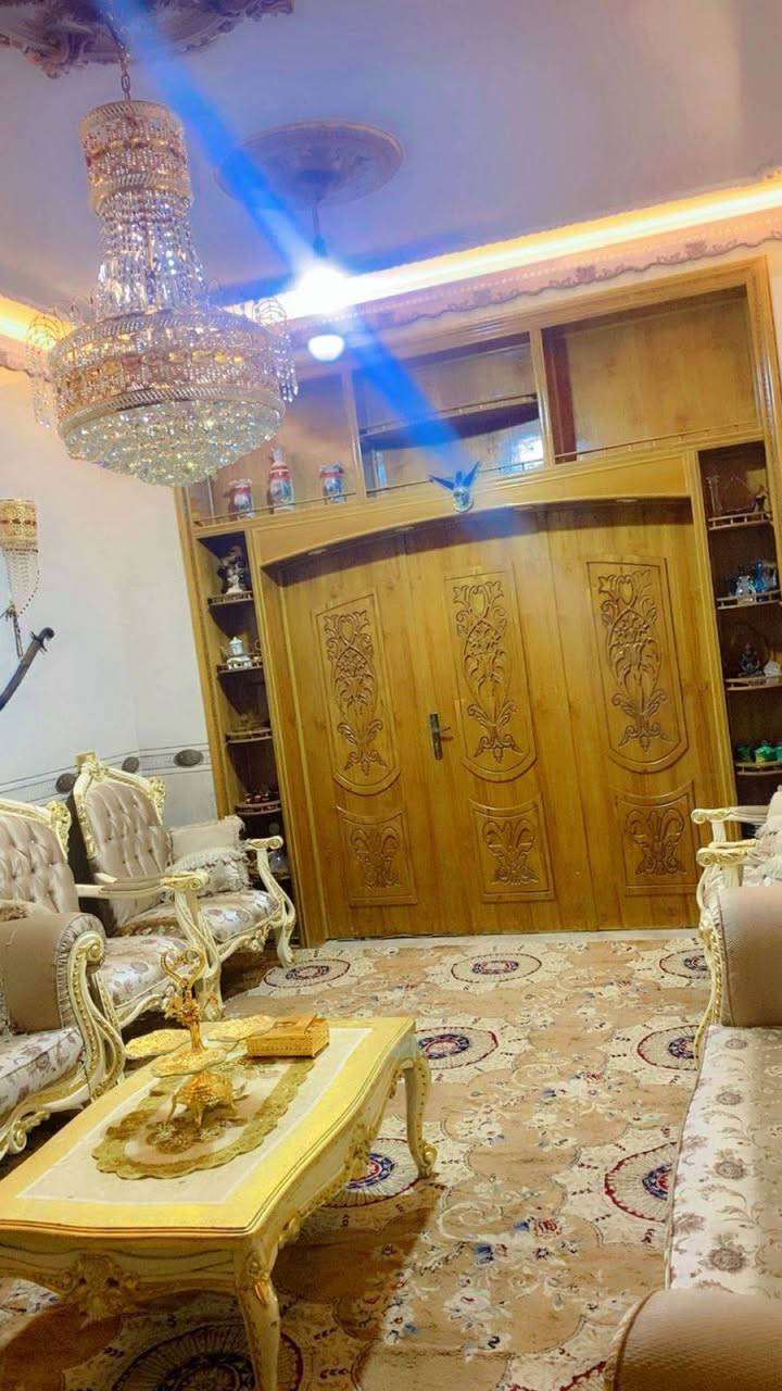 بيت طابقين • ٣٢٠م • قطعة ٨١٢م