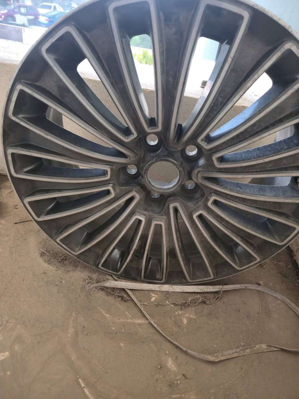 ويل كب 18 كيا كوريس خليجي 14تك واحد بدون لحيم او تصليح مثل ماواضح بالصور السعر نهائي 120 الف ***********
