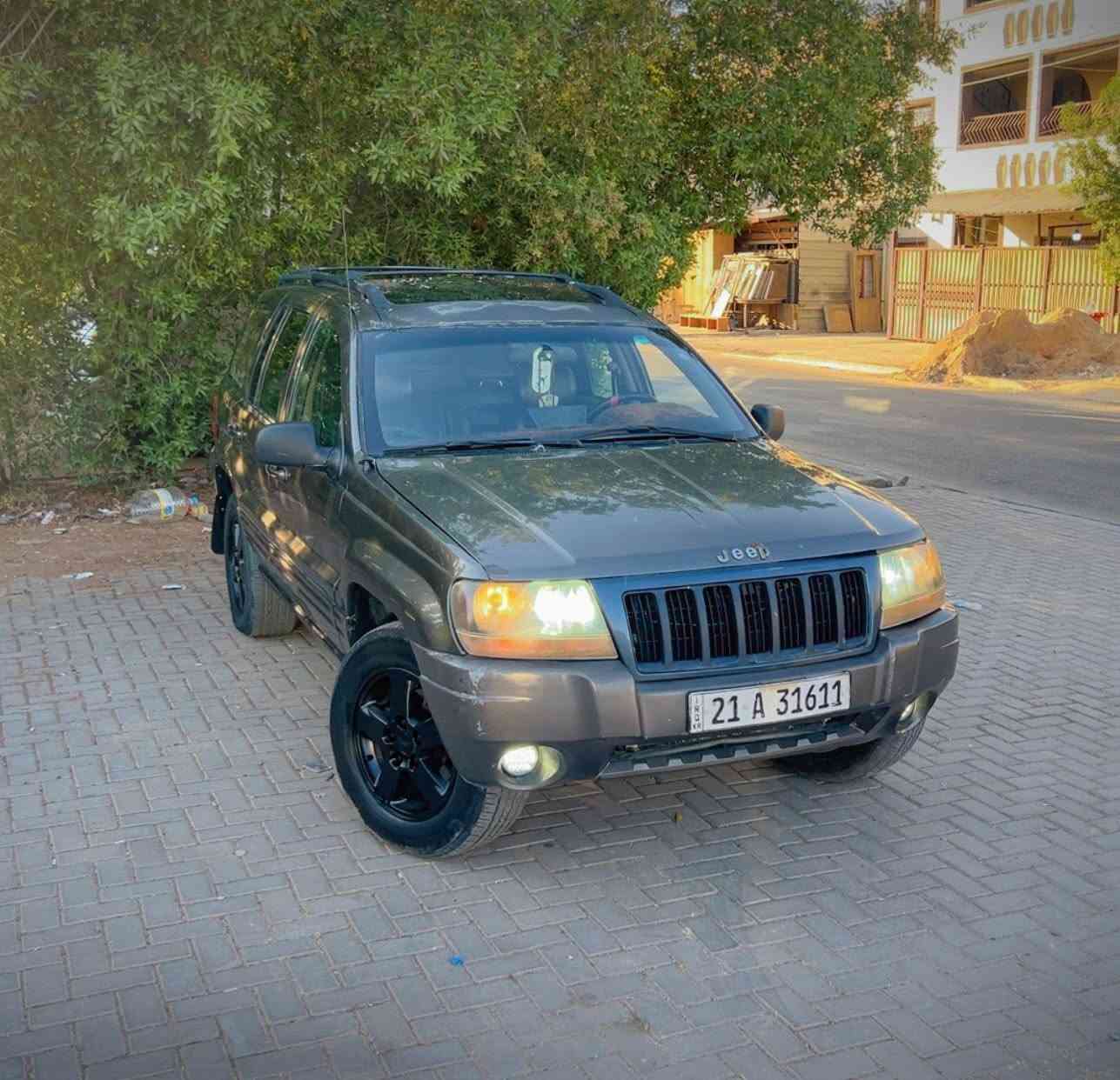 سلام علیکم سيارة جيب لمتد  للبيع بسعر 45 وبيه مجال 
ومستحيل اكو هيج نضافة بهيج سعر 
رجاء بدون مراوس فقط بيع 
موديل 2000 سياره خير من الله محرك8 سلندر بيه تبخير 
 شرط  صدر امامي وصدر خلفي جديد سيارة دفع رباعي 4X4 رقم انكليزي رقم الجديد رقم اسلیمانیة بسمي سيارة هزة جديدة تایرات اخو جديد سيارة جامات كهرباء لايت زينون تبريد شغال سيارة ضفيرة جديد متعمر فيت بمبم جديد بلكات جديد يعني كولشي جديد سیاره صبغ حزام حادثه جاملغ وبنيد كلش خفيفه
  دواخل نضيفه شاشه ايبات سيارة حلوه ونضيفه
سياره عائليه وجاهزة السيارة احلة من الصور
مكاني بغداد 
‭***********‬
